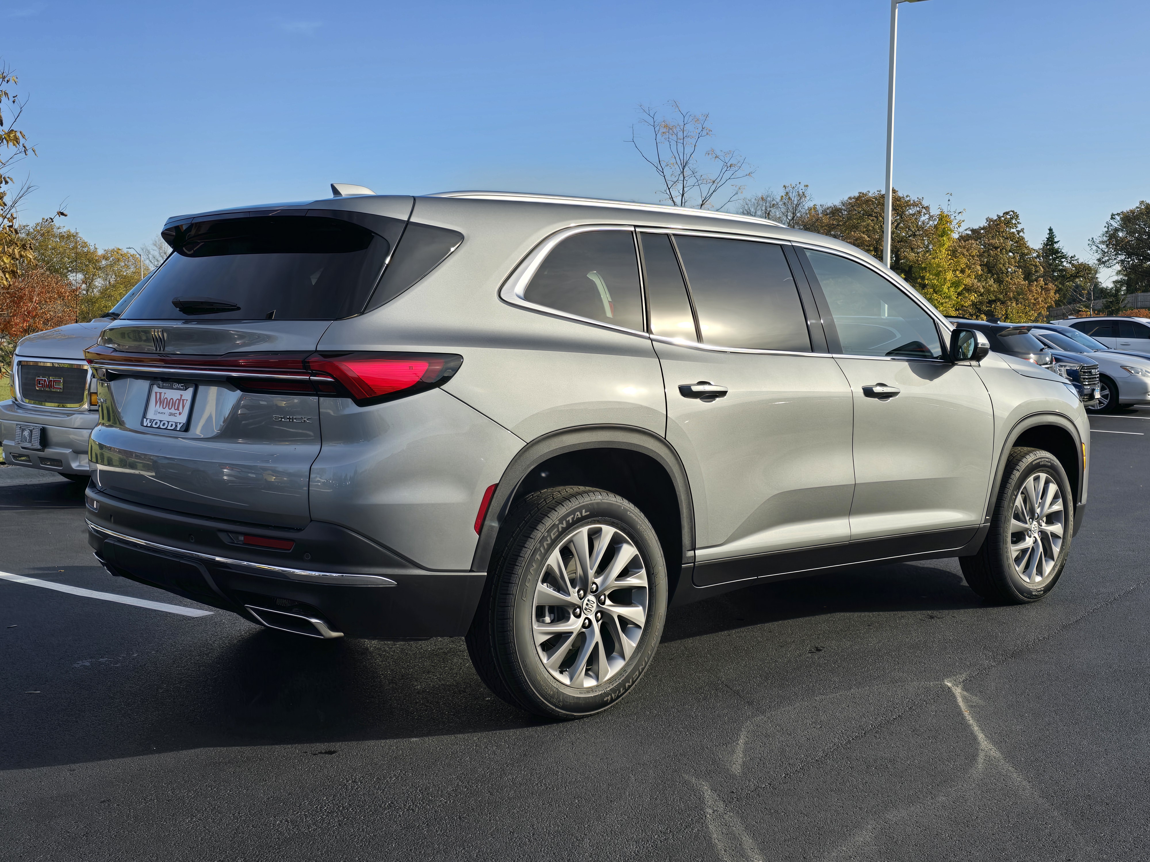 2025 Buick Enclave Preferred 8