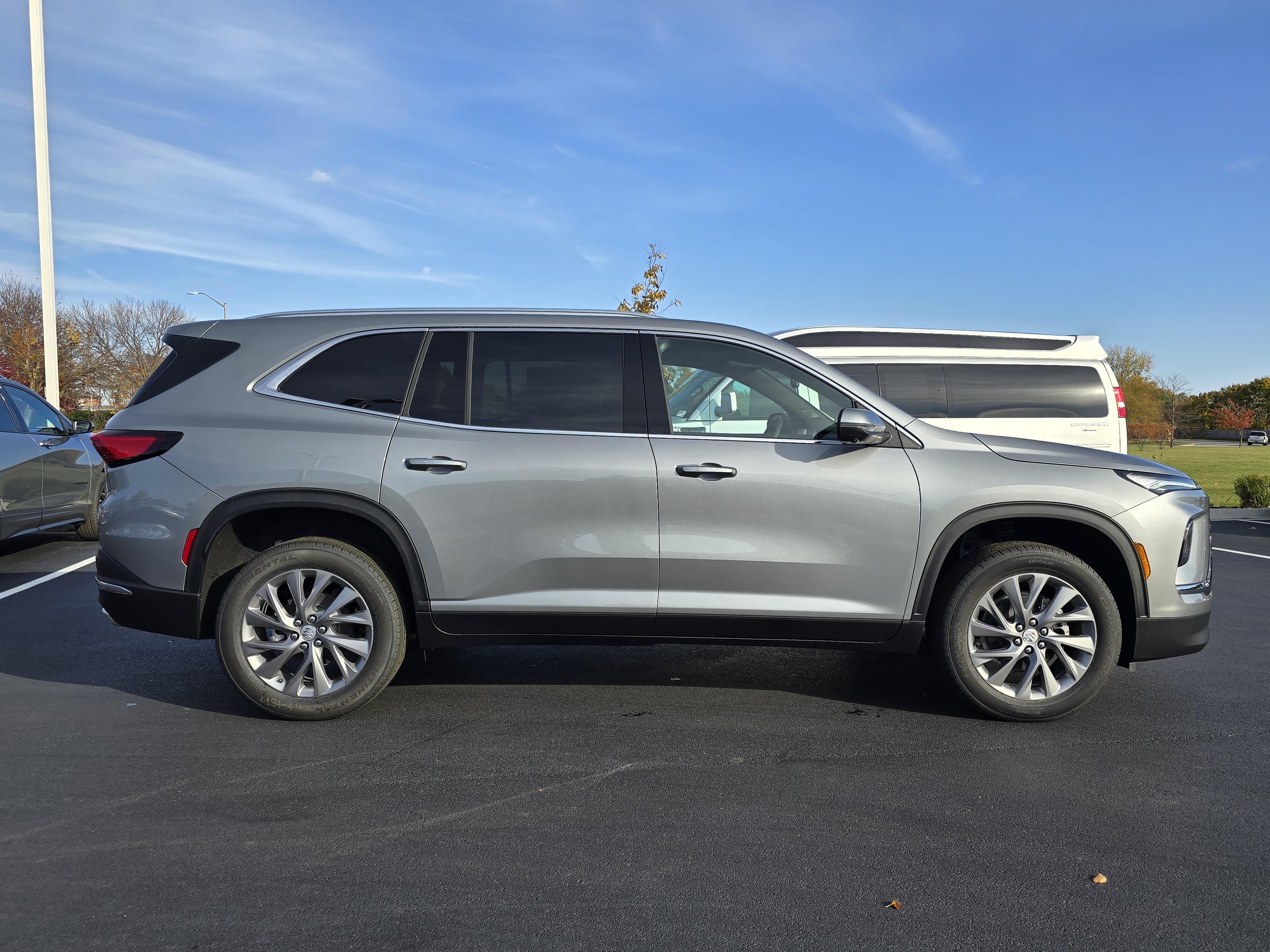 2025 Buick Enclave Preferred 9