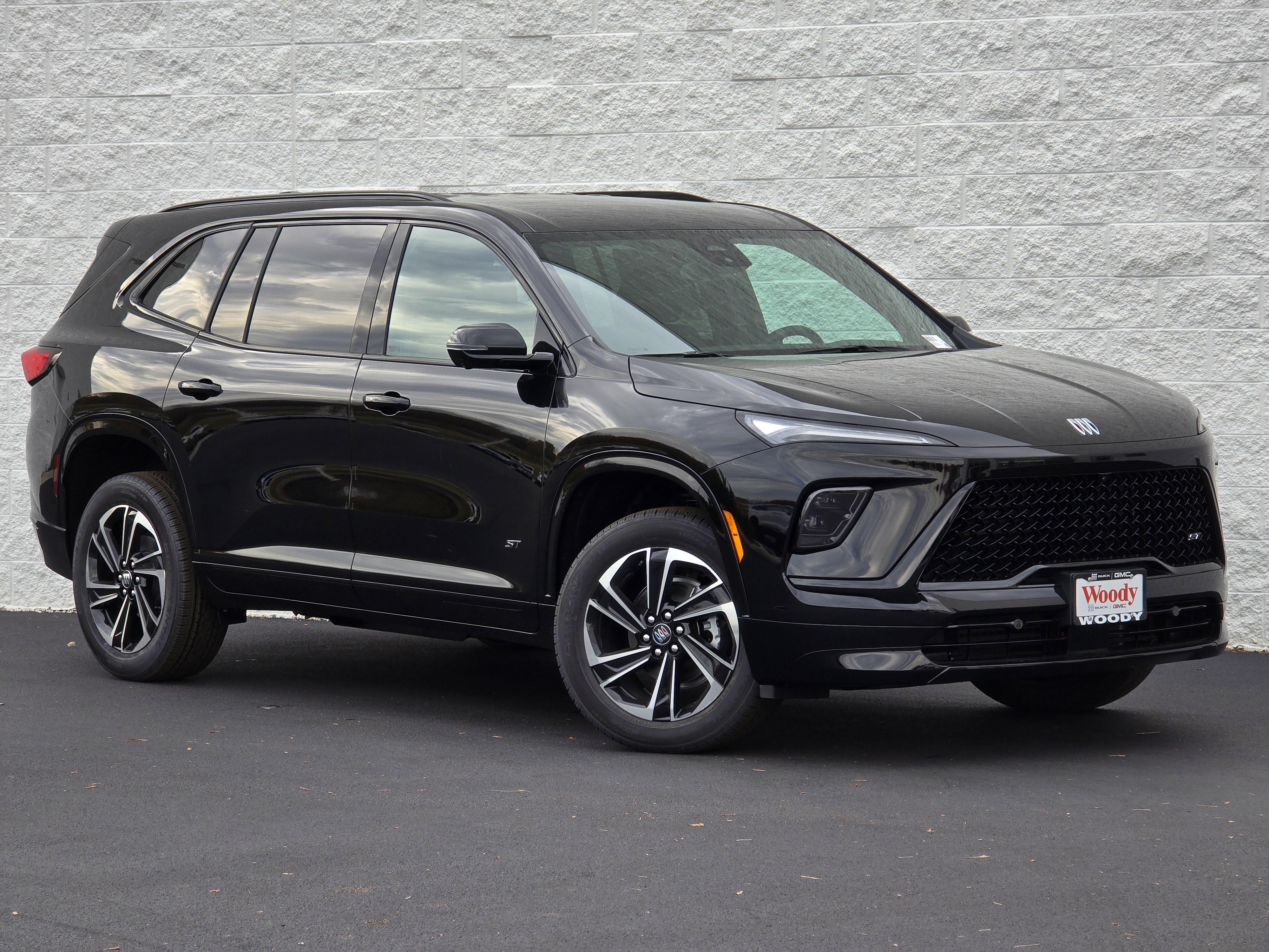 2025 Buick Enclave Sport Touring 1