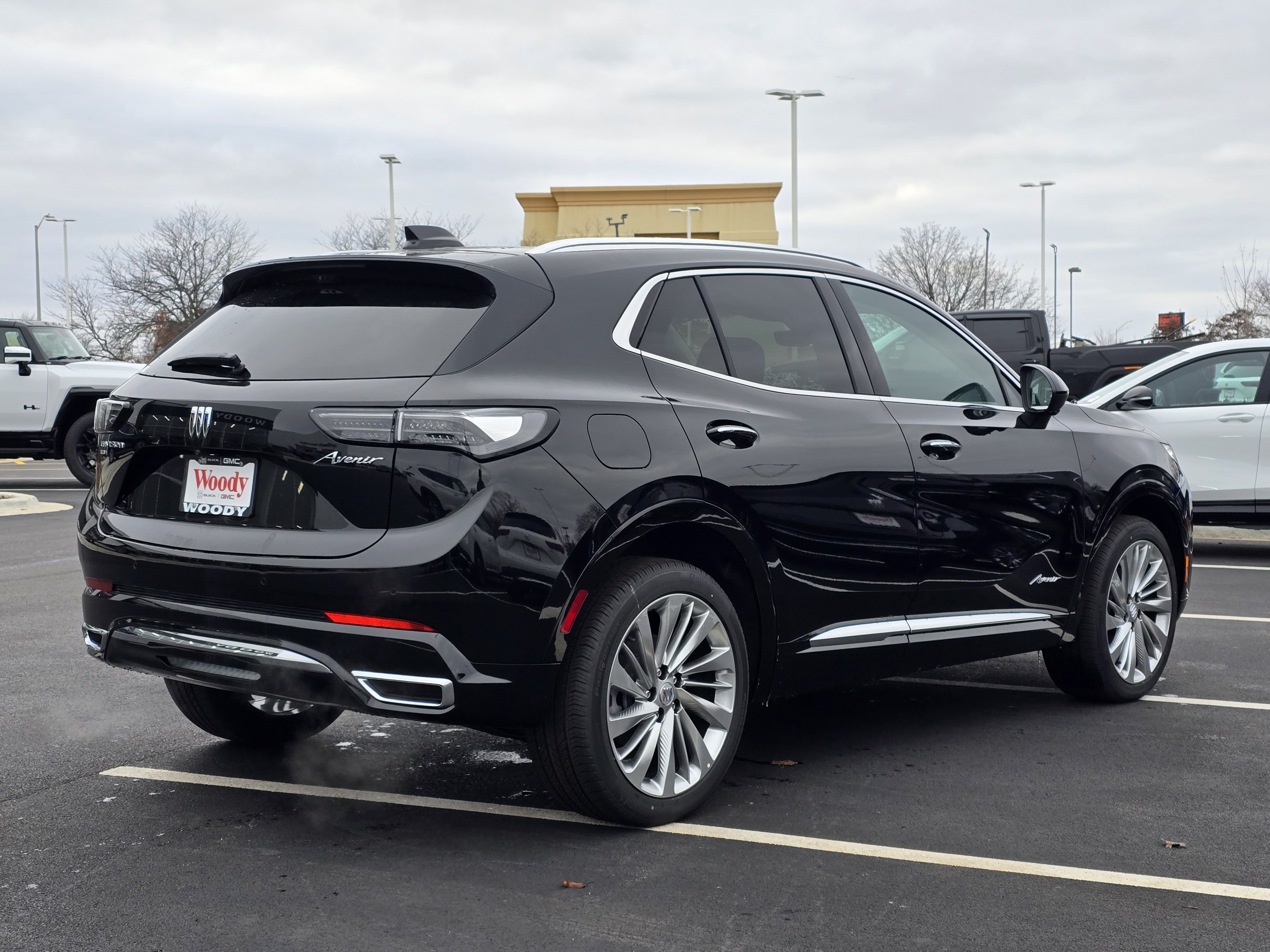 2025 Buick Envision Avenir 8