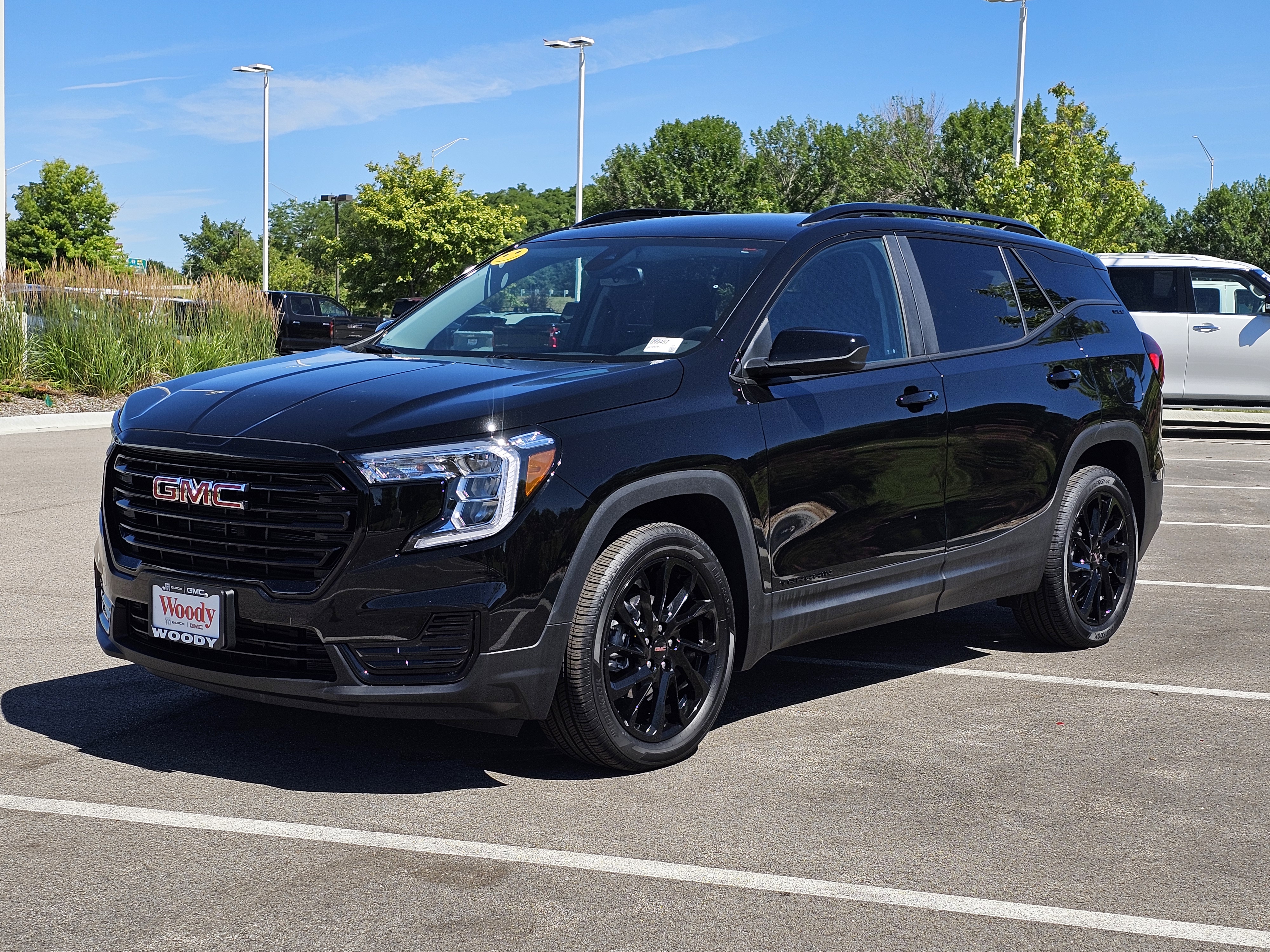 2024 GMC Terrain SLE 3