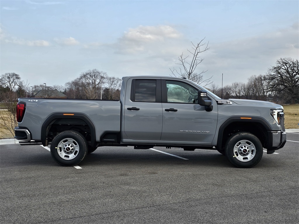 2024 GMC Sierra 2500HD Pro 8