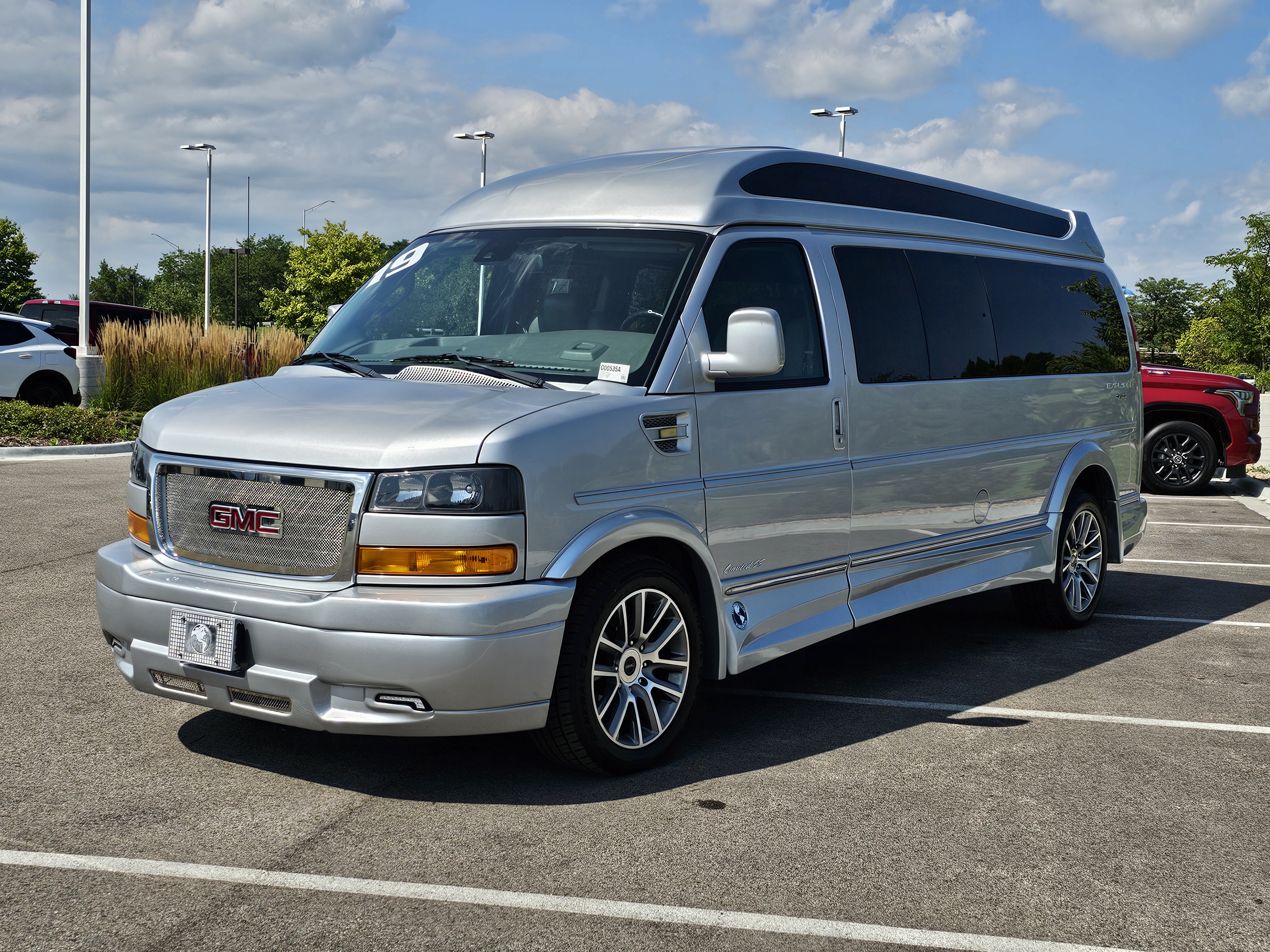 2019 GMC Savana 2500 Work Van 3