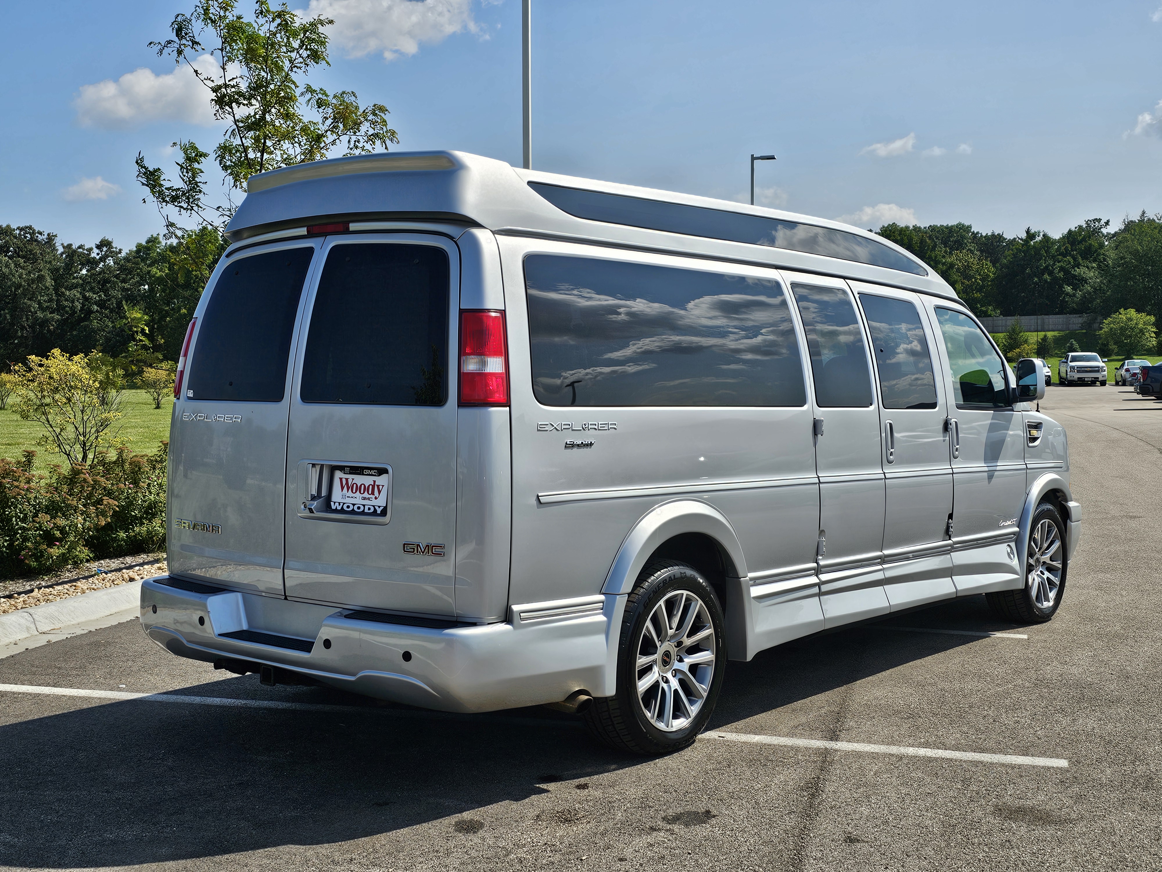 2019 GMC Savana 2500 Work Van 7