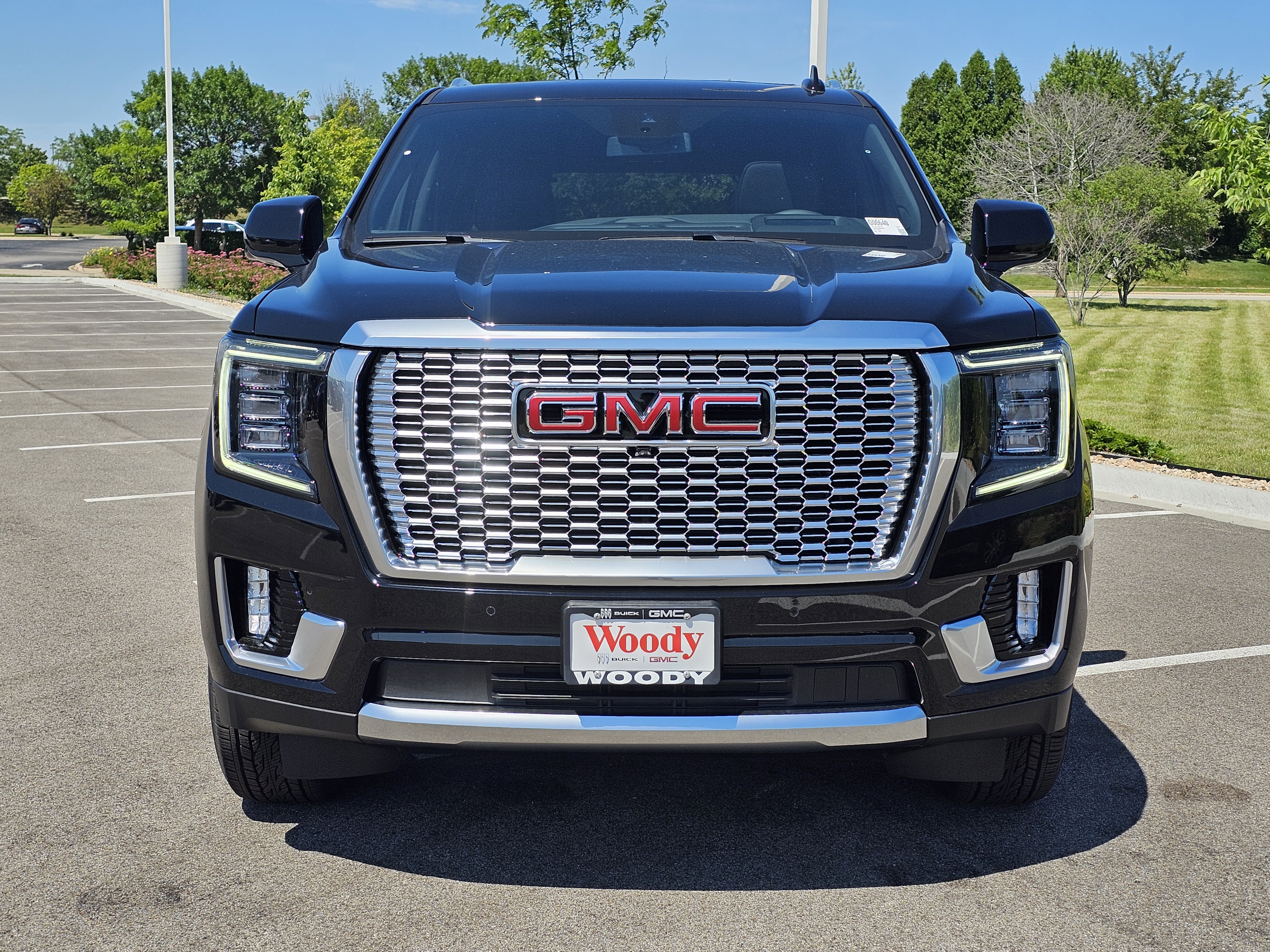 2024 GMC Yukon XL Denali 2