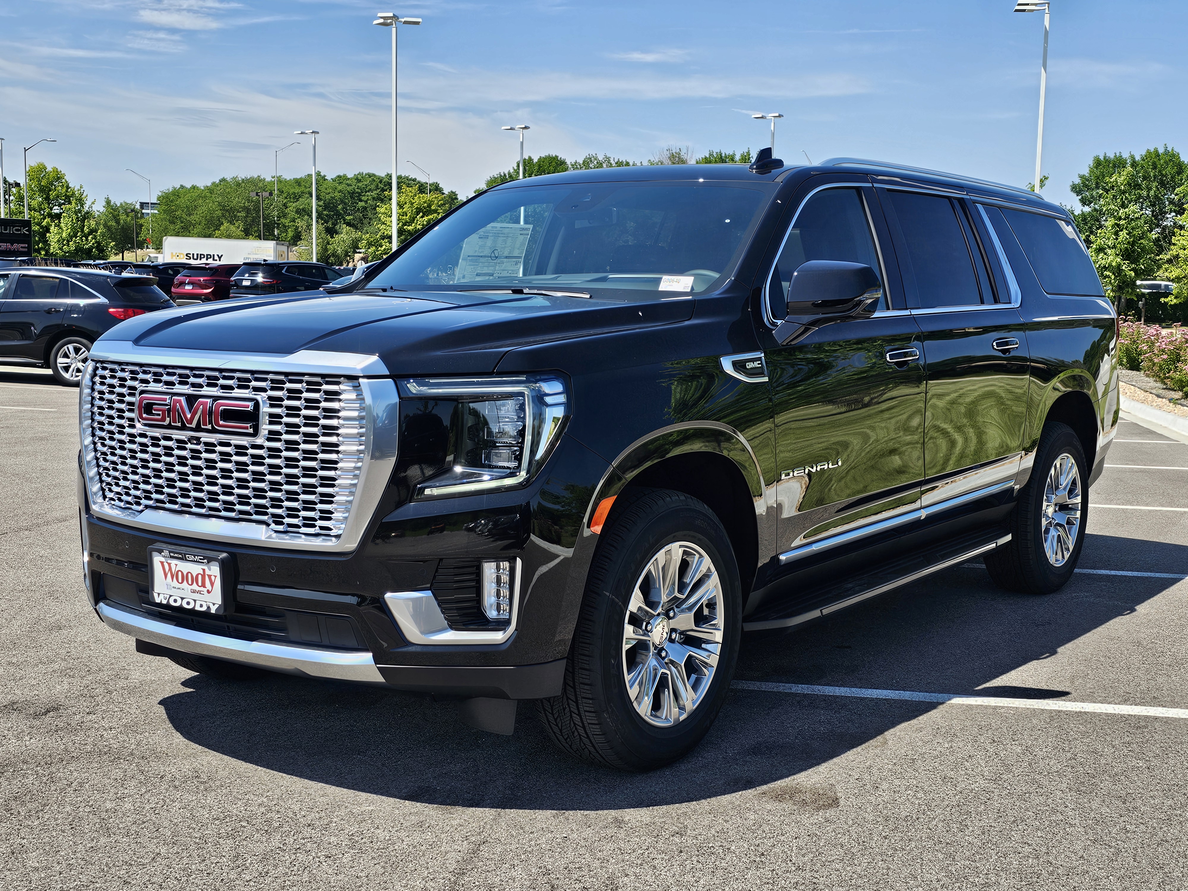 2024 GMC Yukon XL Denali 3