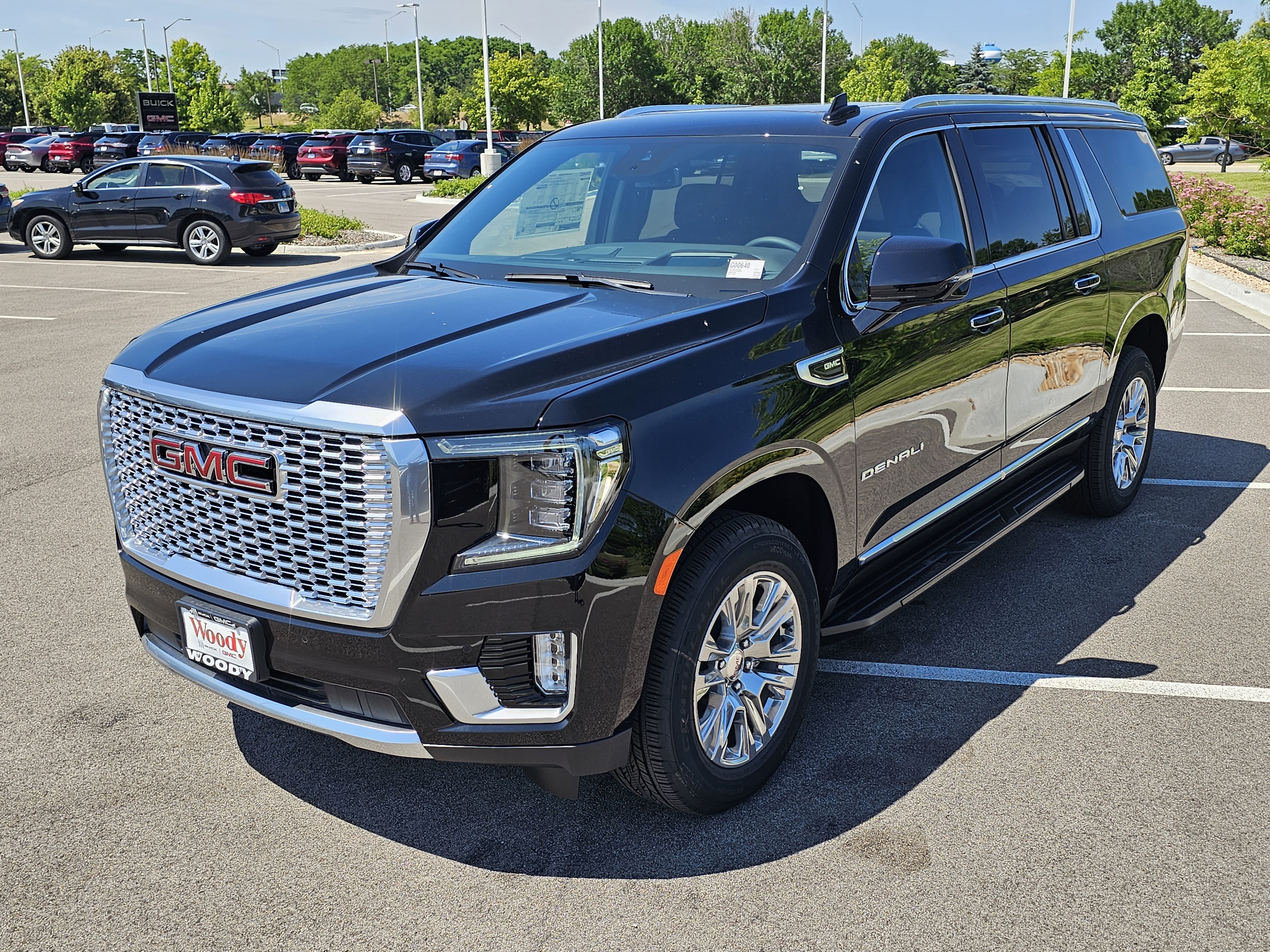 2024 GMC Yukon XL Denali 9