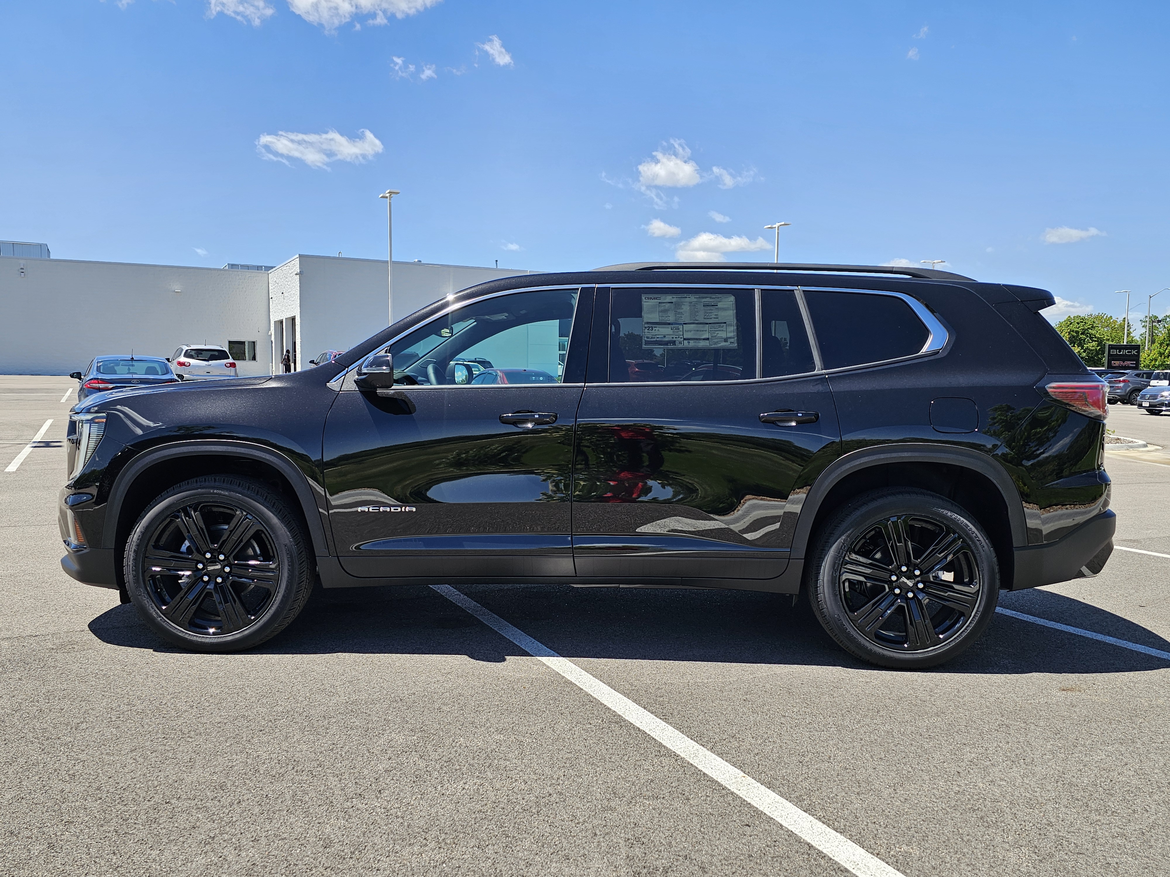 2024 GMC Acadia Elevation 4