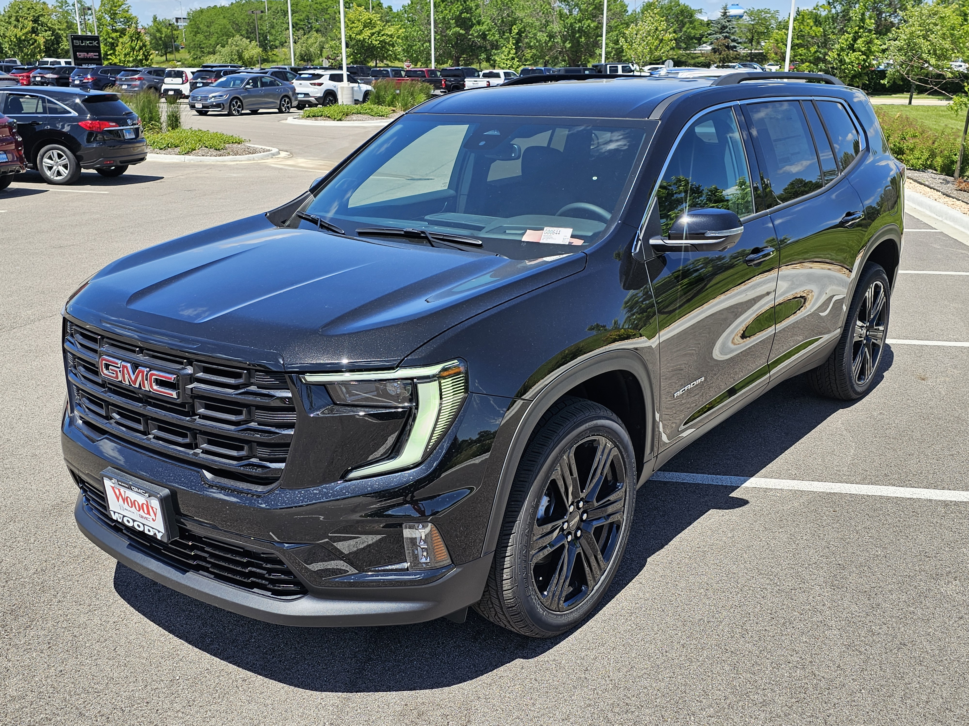 2024 GMC Acadia Elevation 9