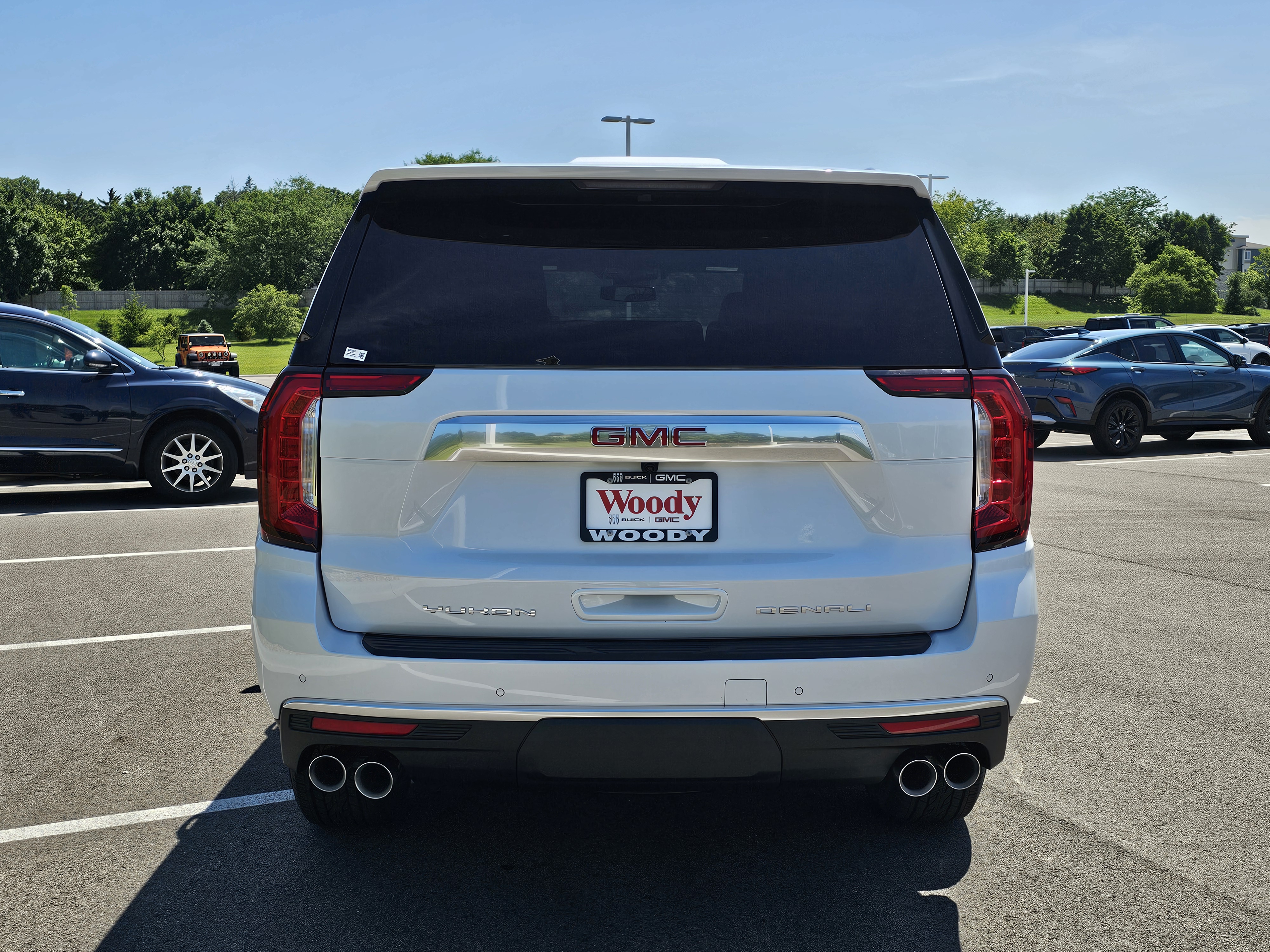 2024 GMC Yukon Denali 6