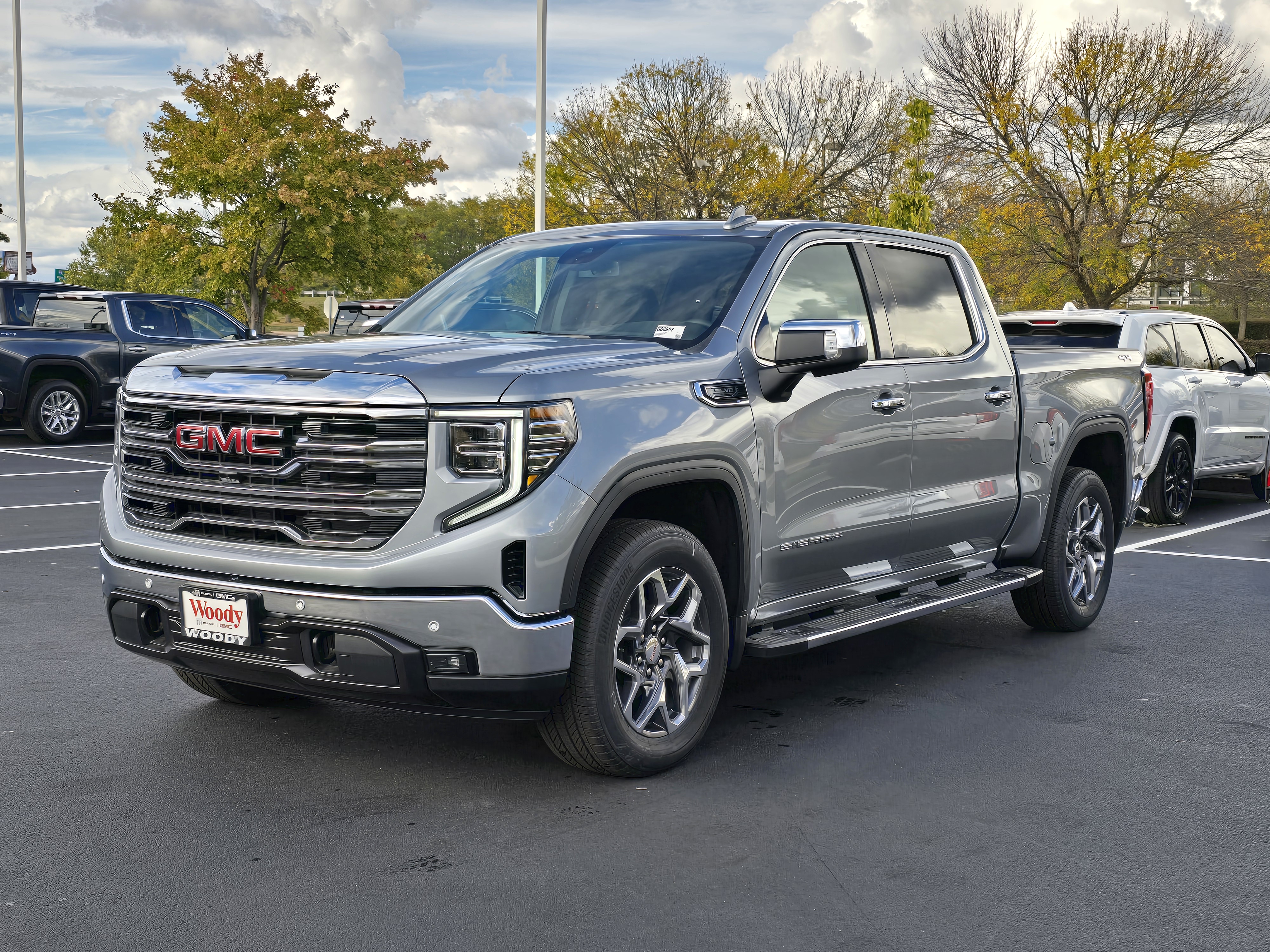 2024 GMC Sierra 1500 SLT 4