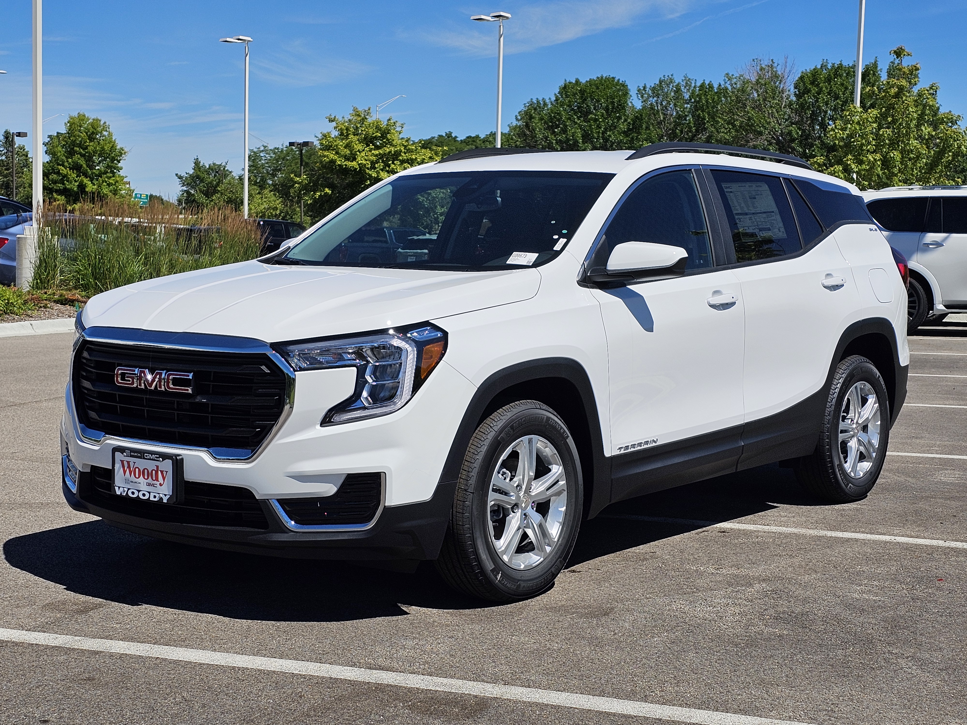 2024 GMC Terrain SLE 3