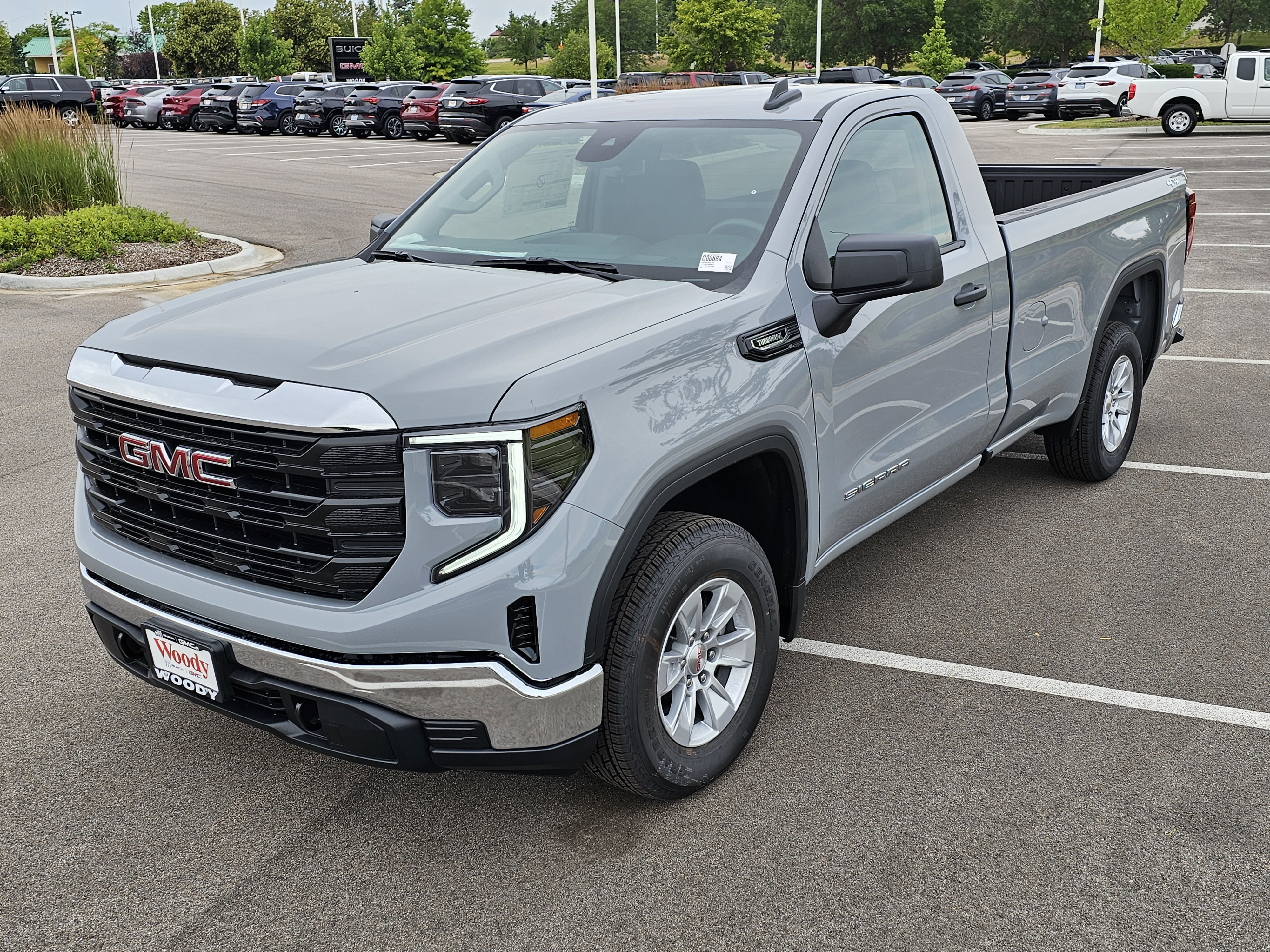 2024 GMC Sierra 1500 Pro 9