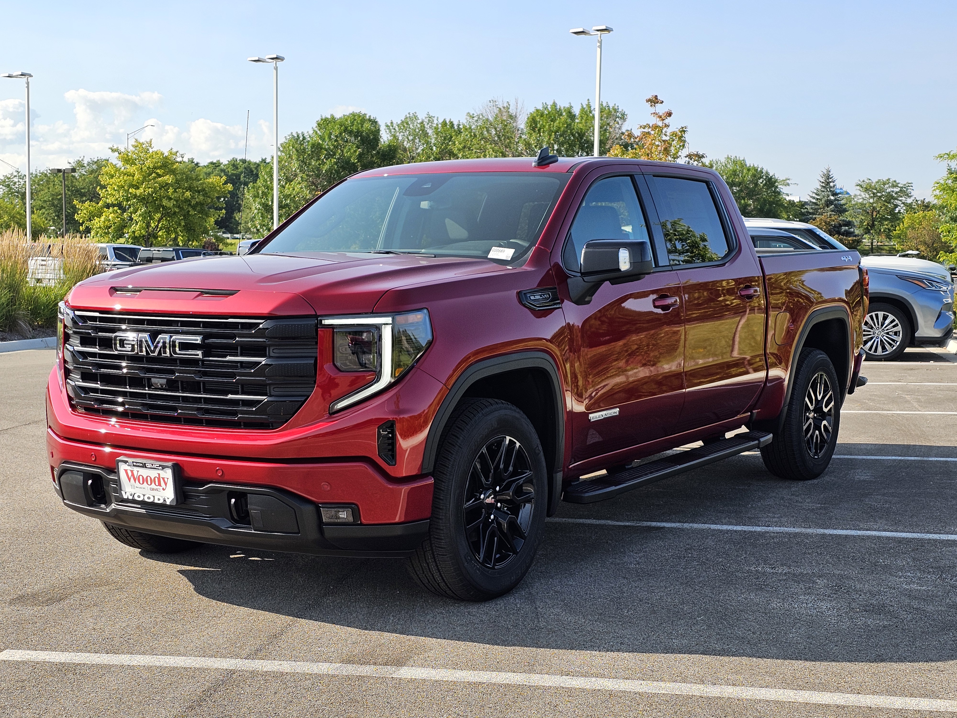 2024 GMC Sierra 1500 Elevation 3