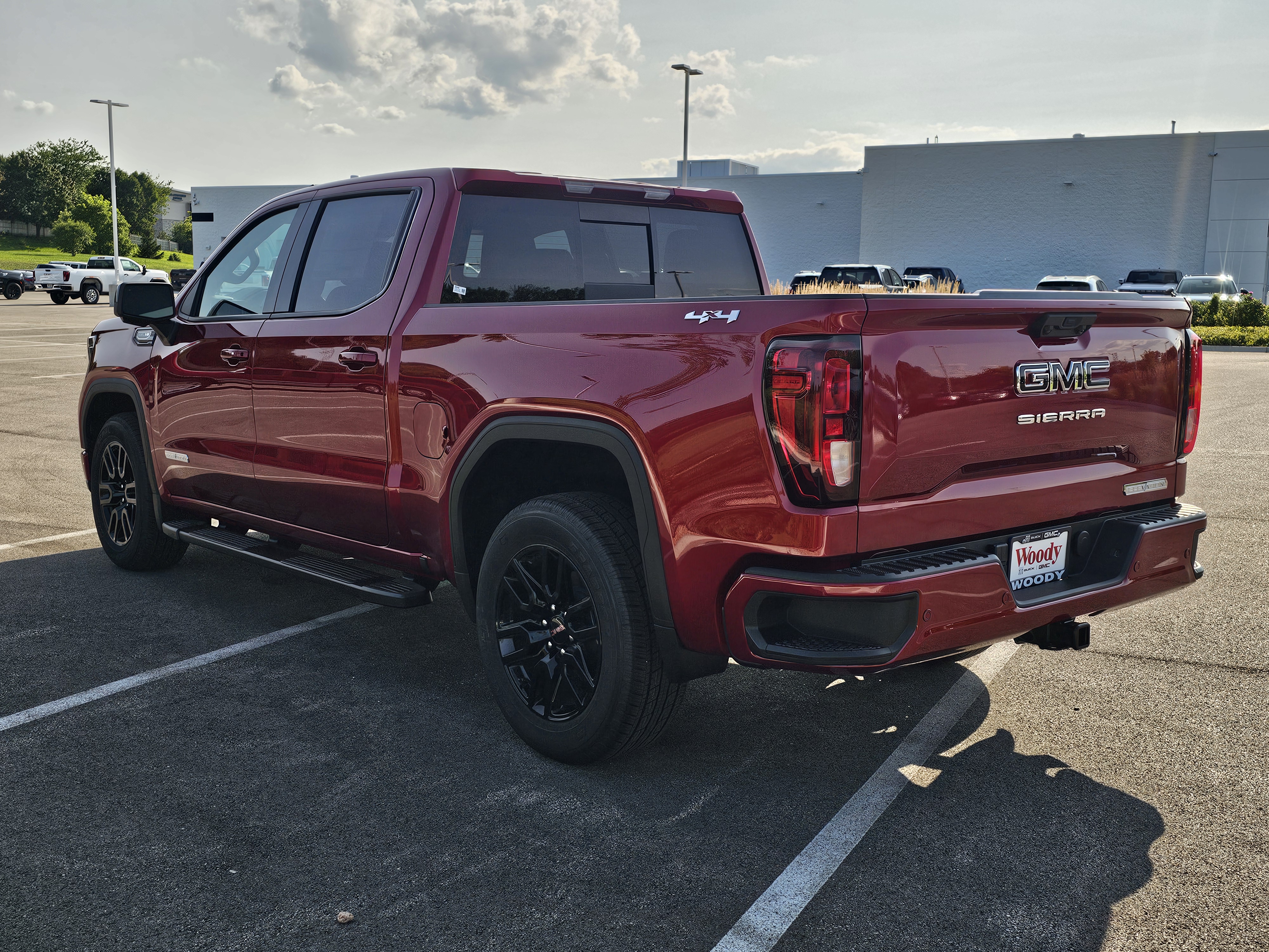 2024 GMC Sierra 1500 Elevation 5