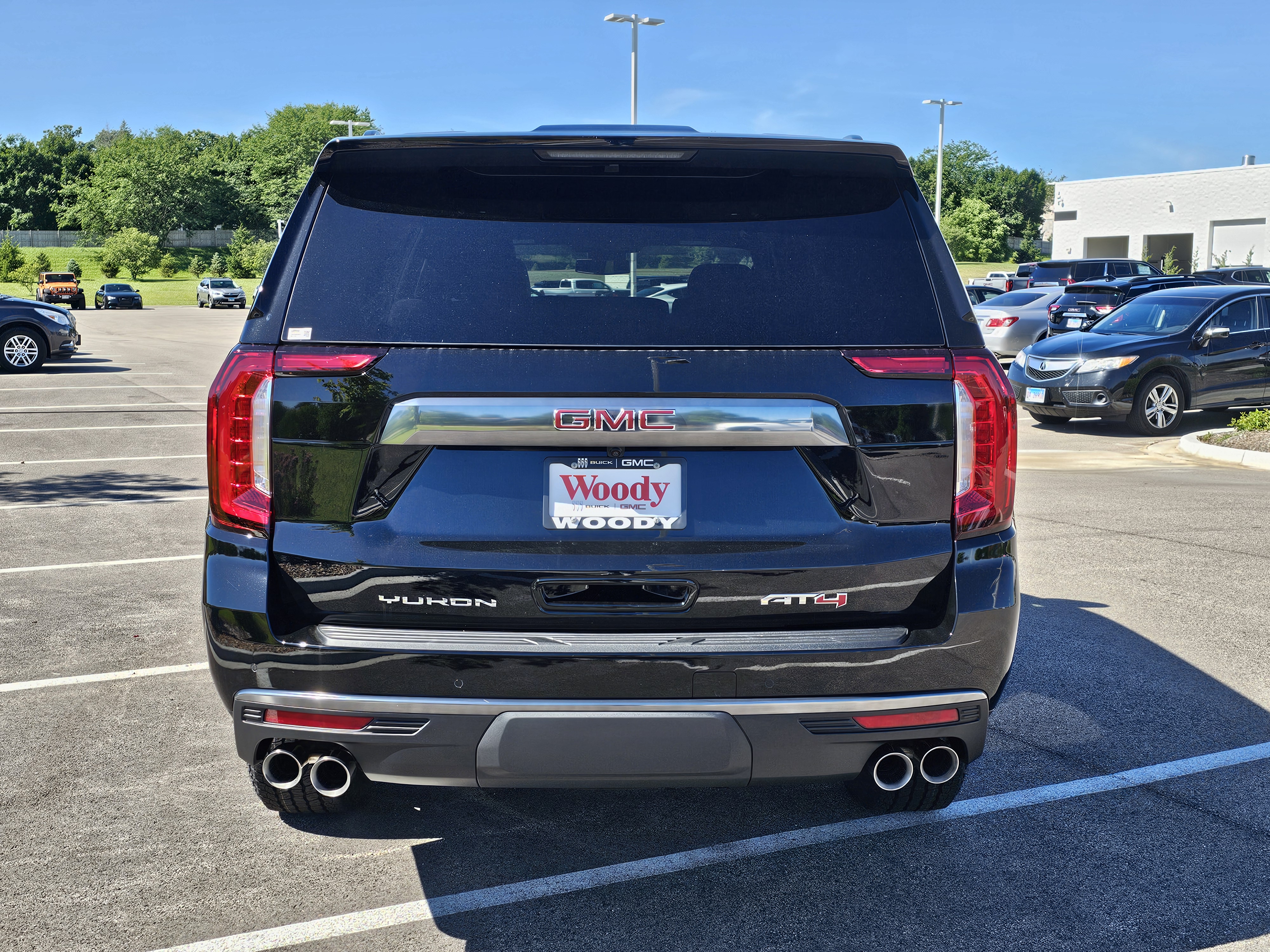 2024 GMC Yukon XL AT4 6