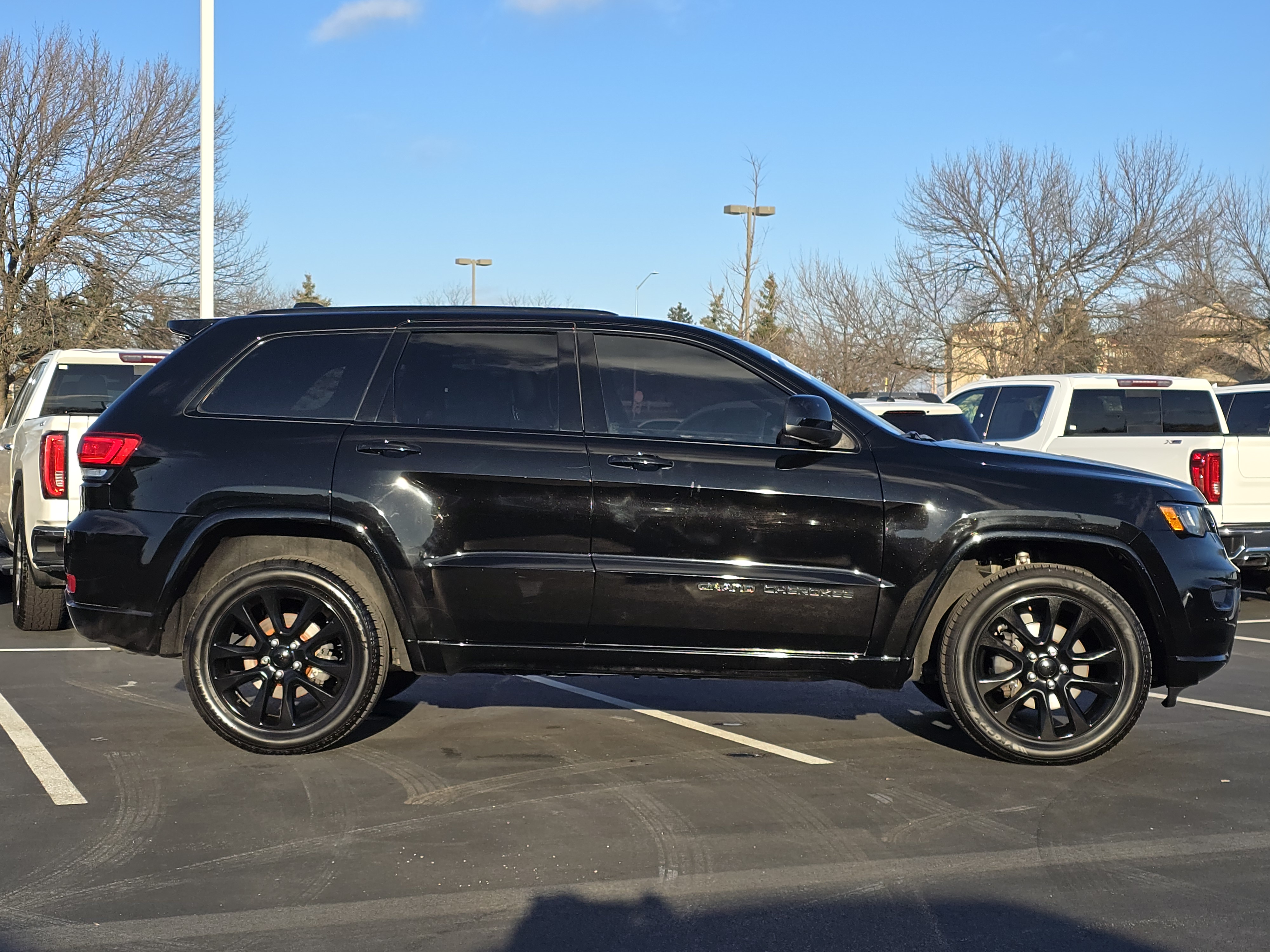 2020 Jeep Grand Cherokee Altitude 8