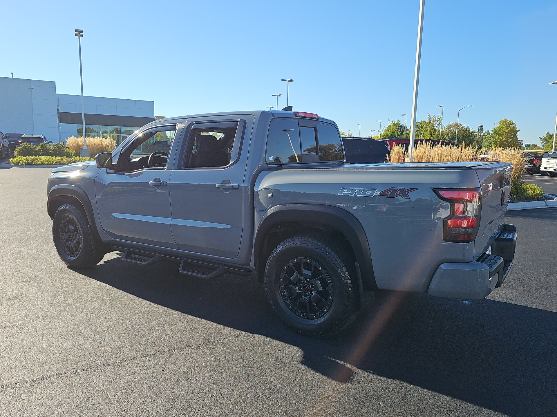 2022 Nissan Frontier PRO-4X 6