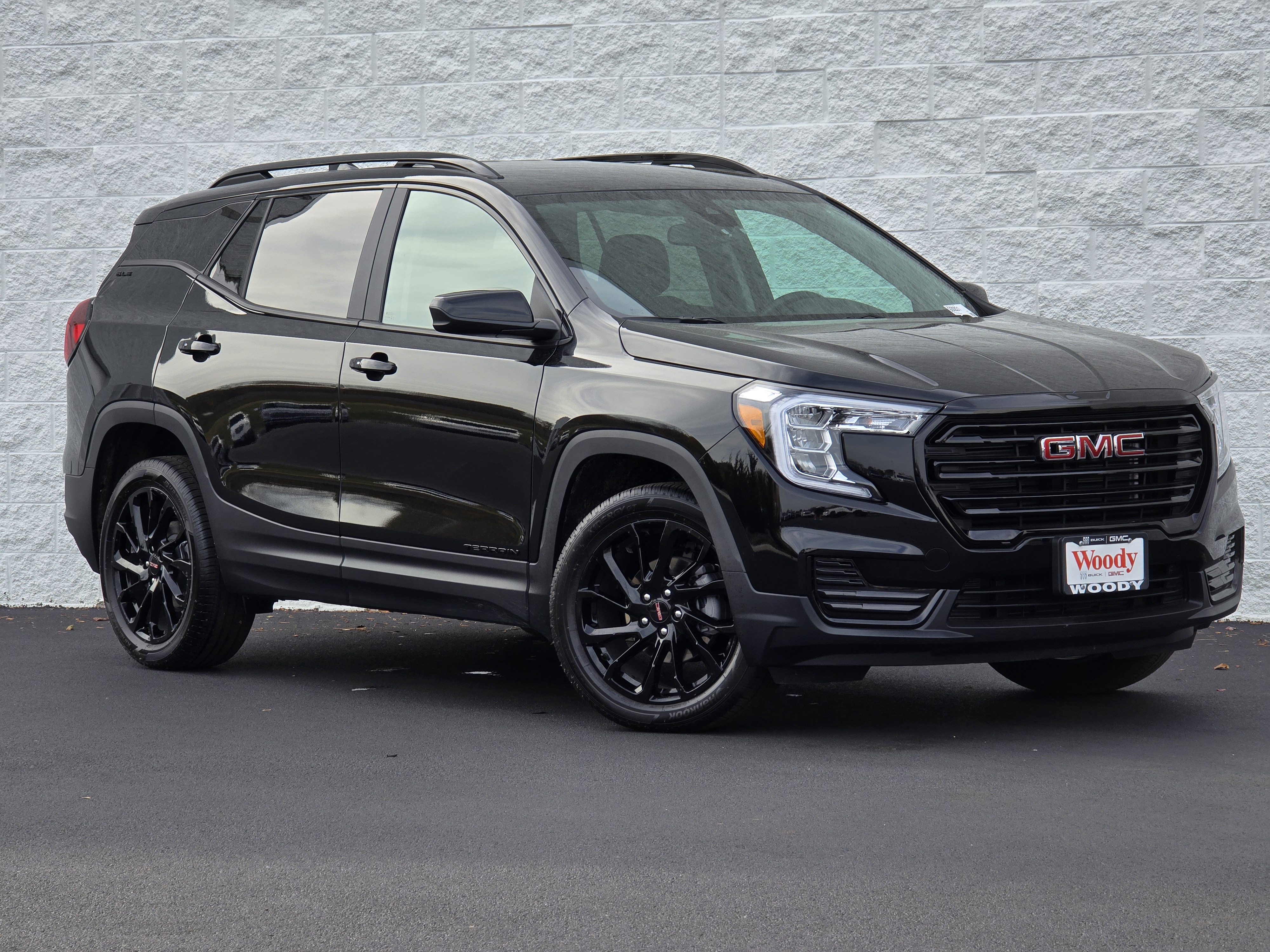 2024 GMC Terrain SLE 2