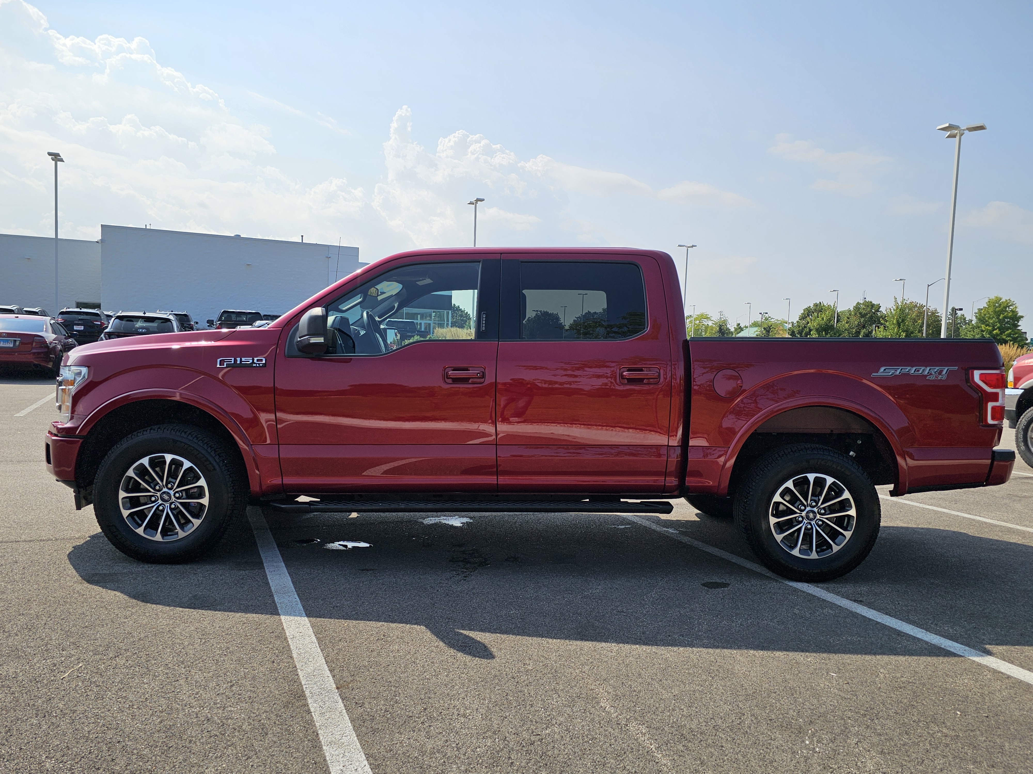 2019 Ford F-150 XLT 4