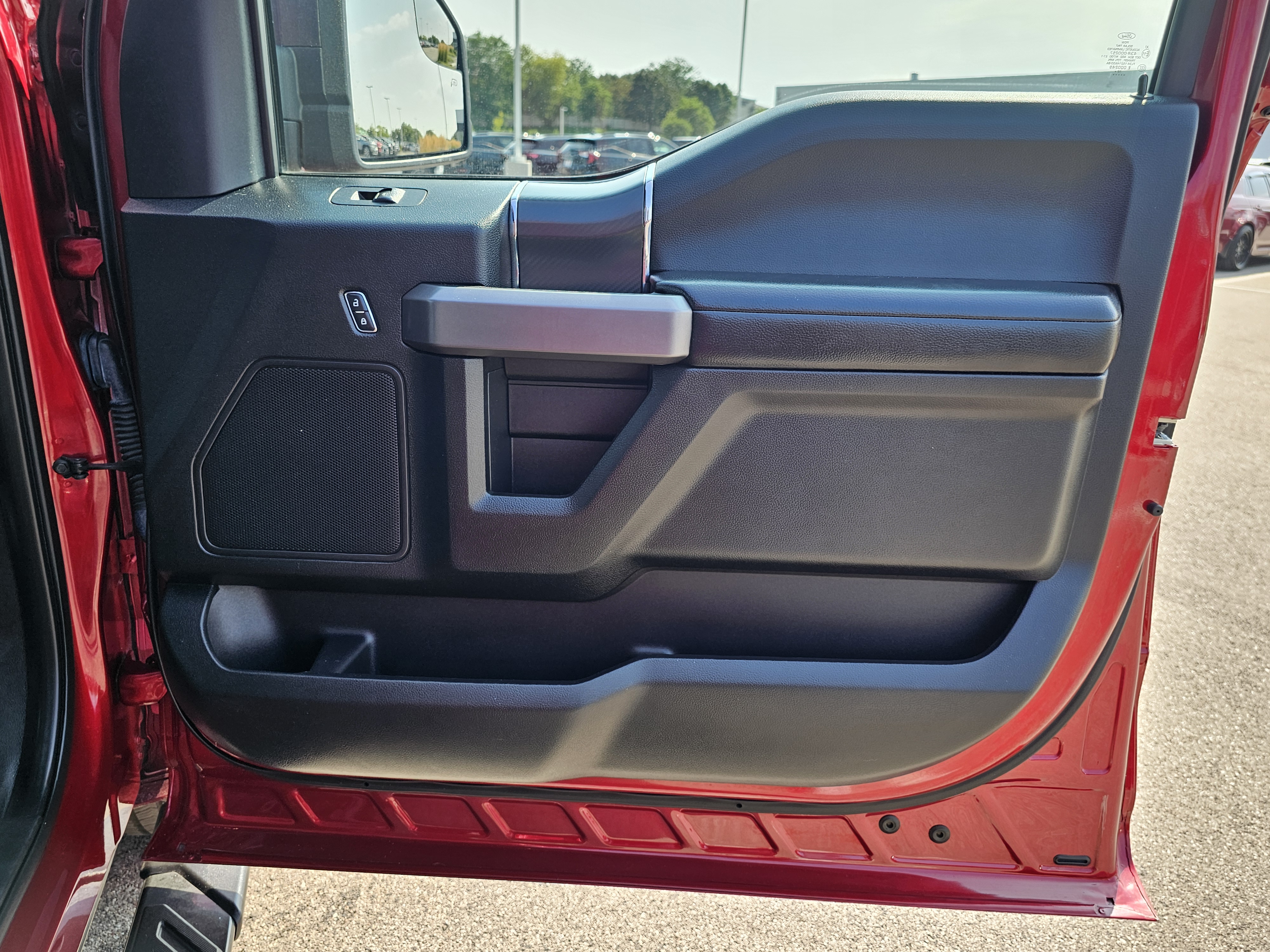 2019 Ford F-150 XLT 33