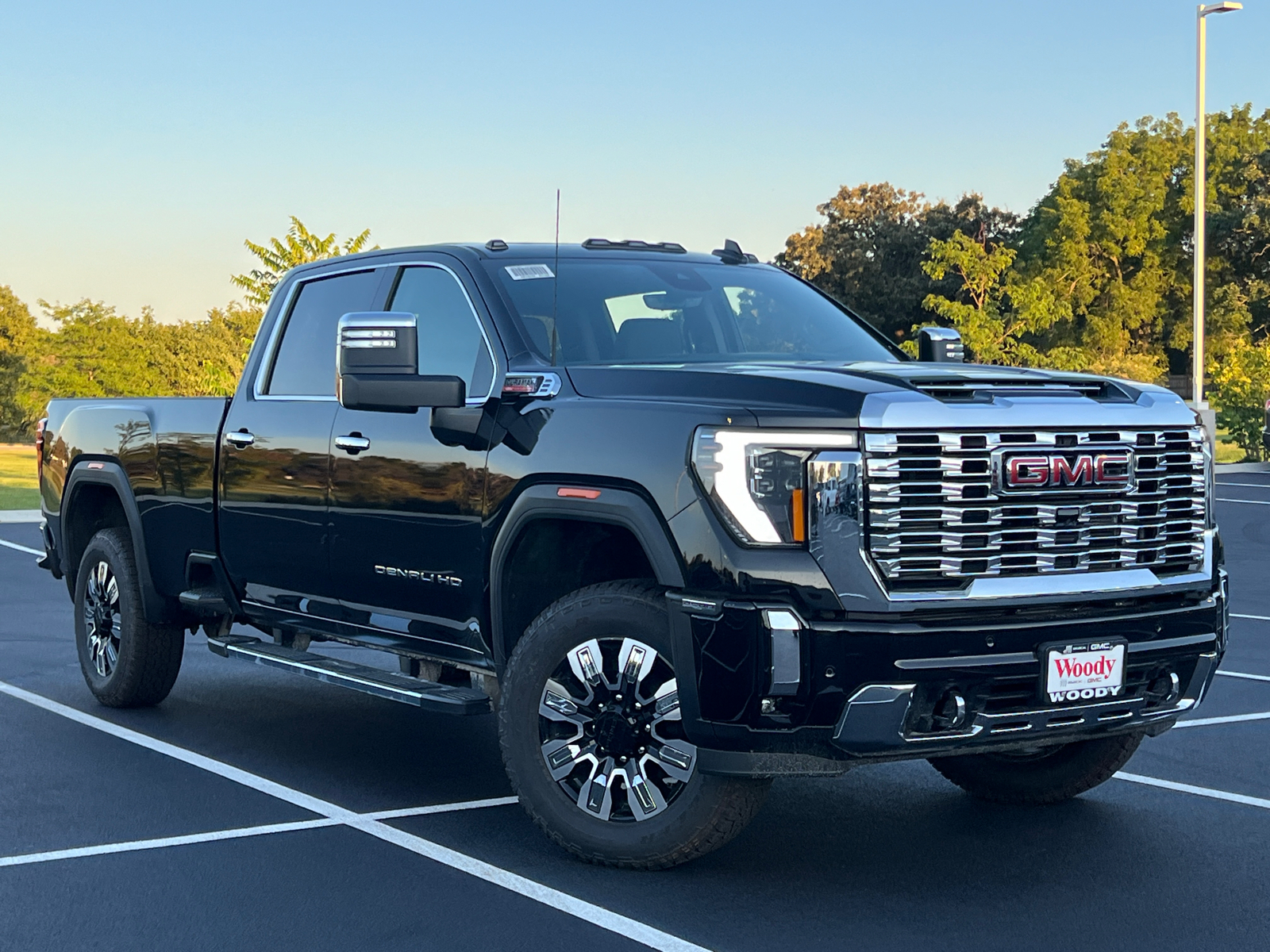 2024 GMC Sierra 2500HD Denali 2