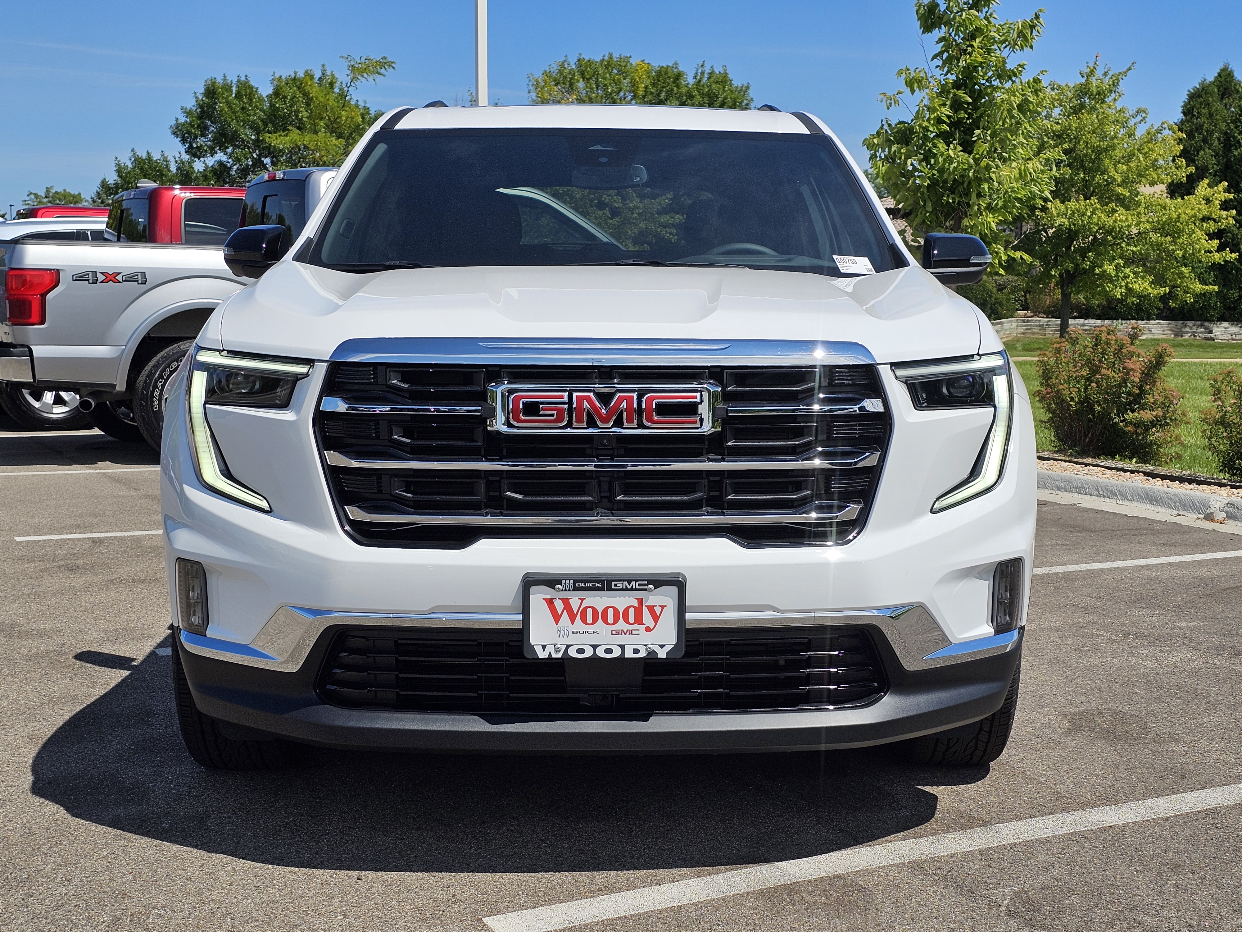 2024 GMC Acadia Elevation 2