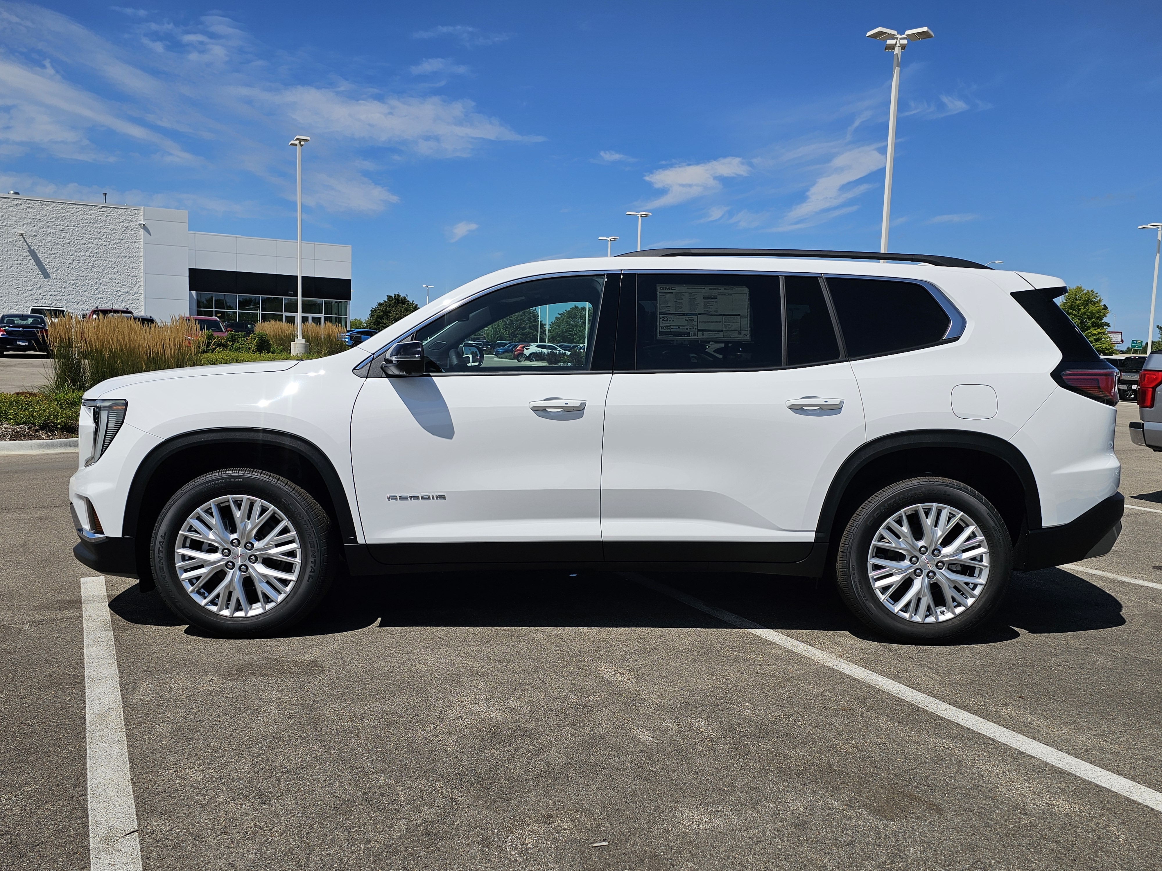 2024 GMC Acadia Elevation 4