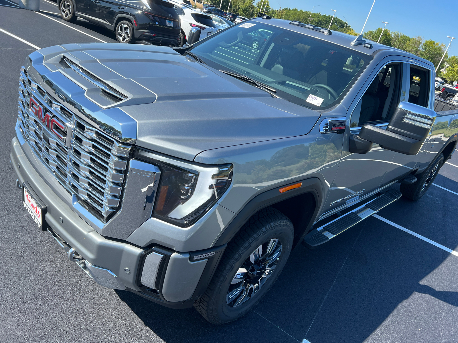 2024 GMC Sierra 2500HD Denali 10