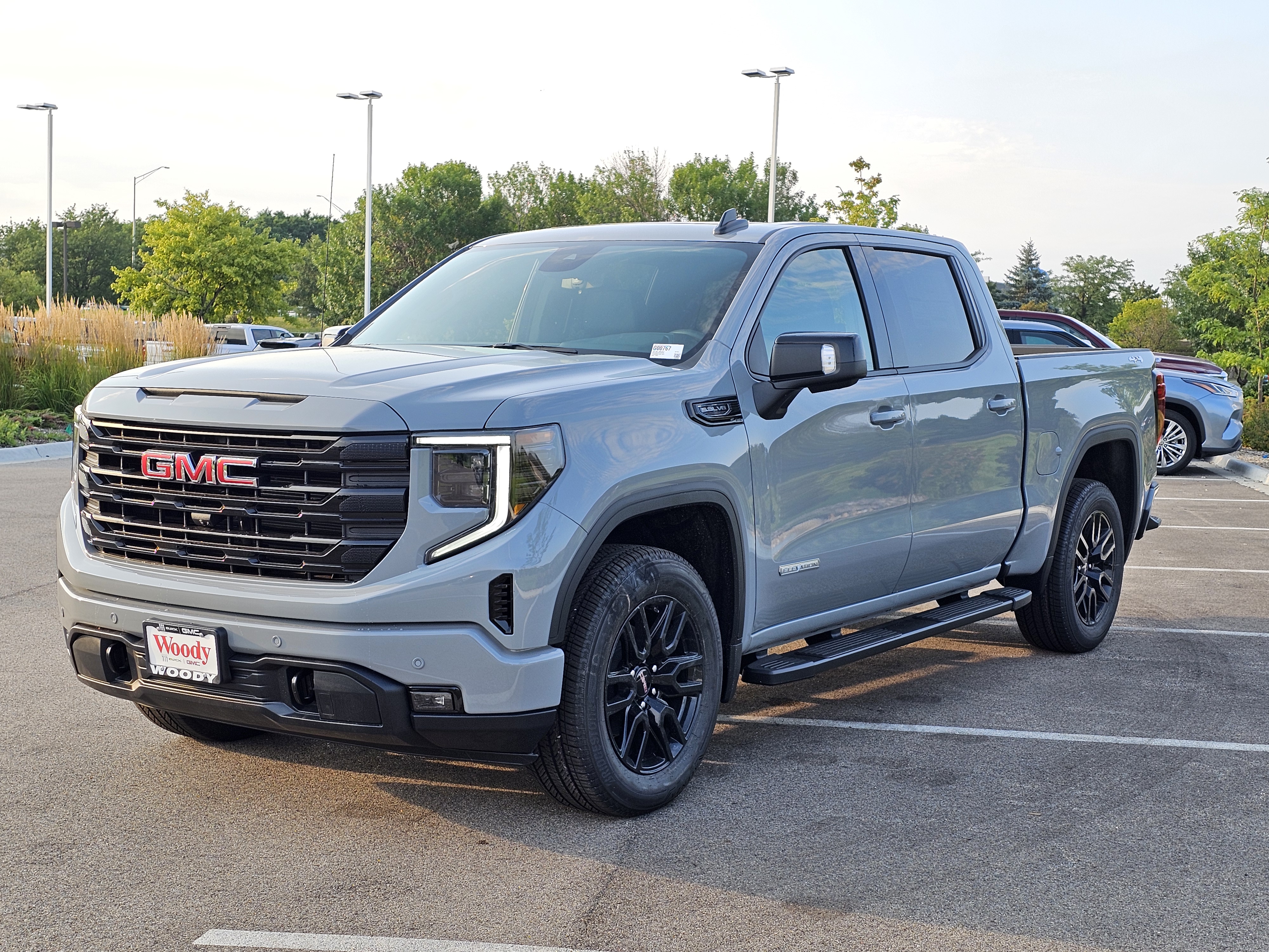 2024 GMC Sierra 1500 Elevation 3