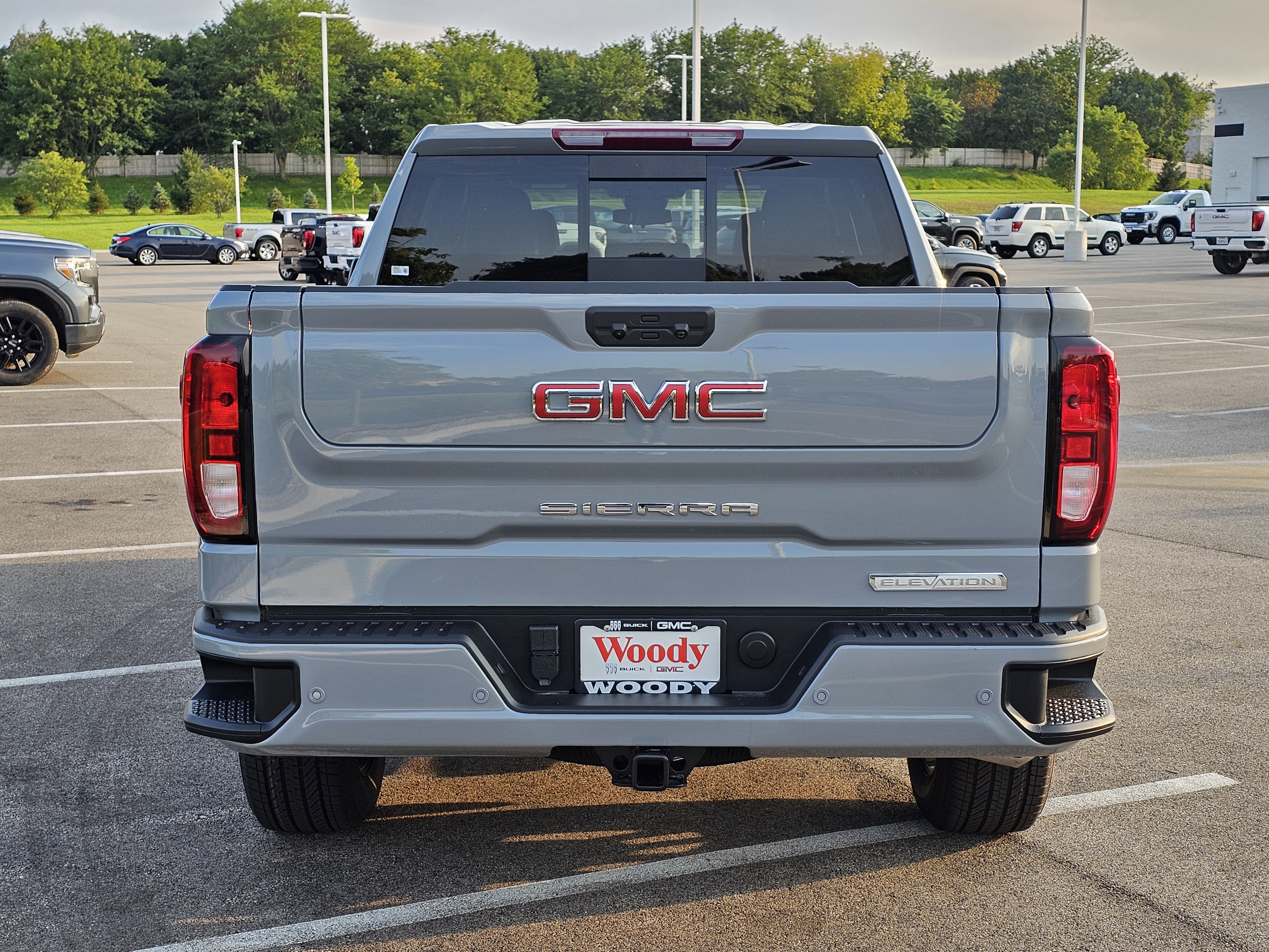 2024 GMC Sierra 1500 Elevation 6