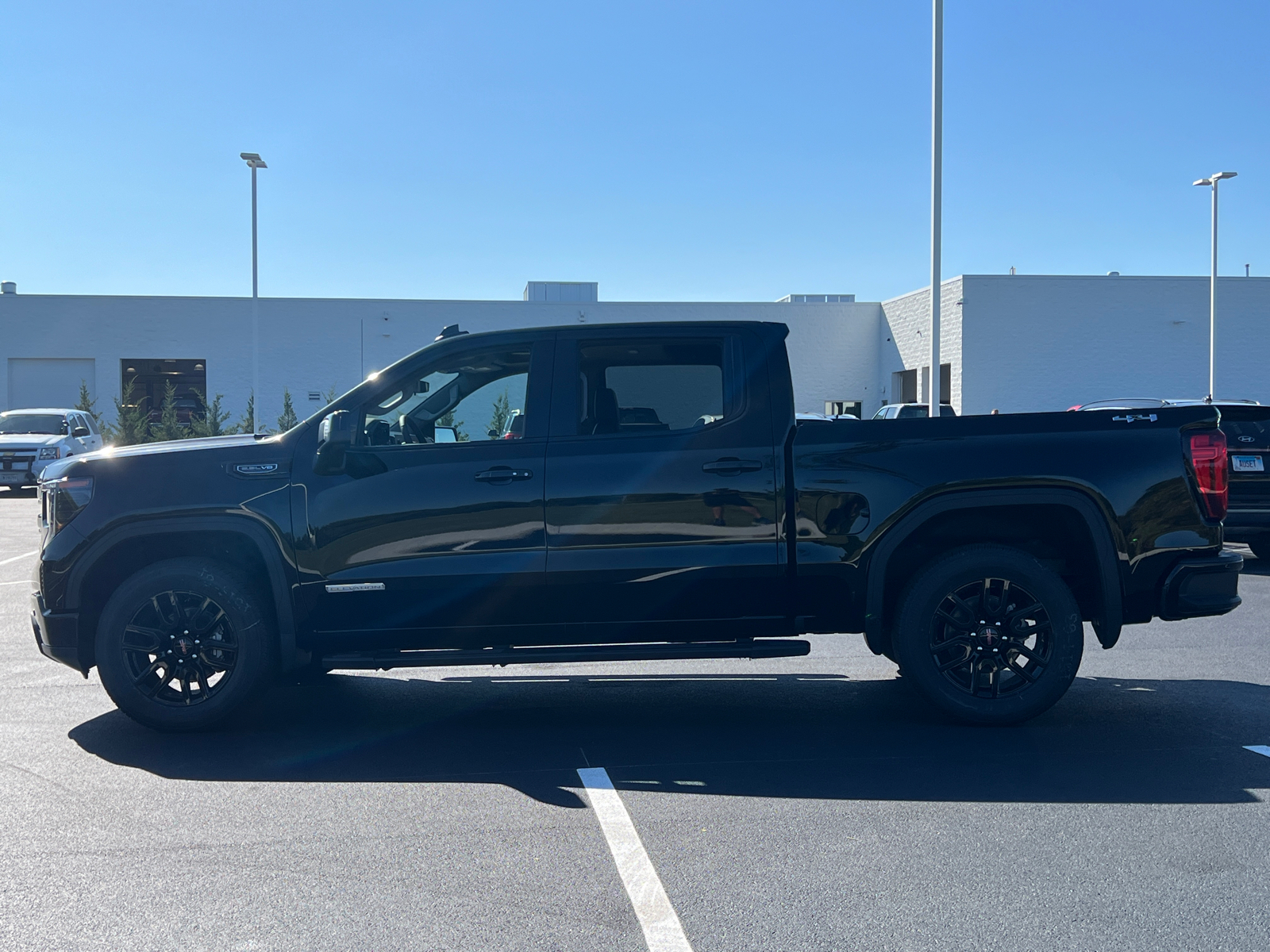 2024 GMC Sierra 1500 Elevation 5