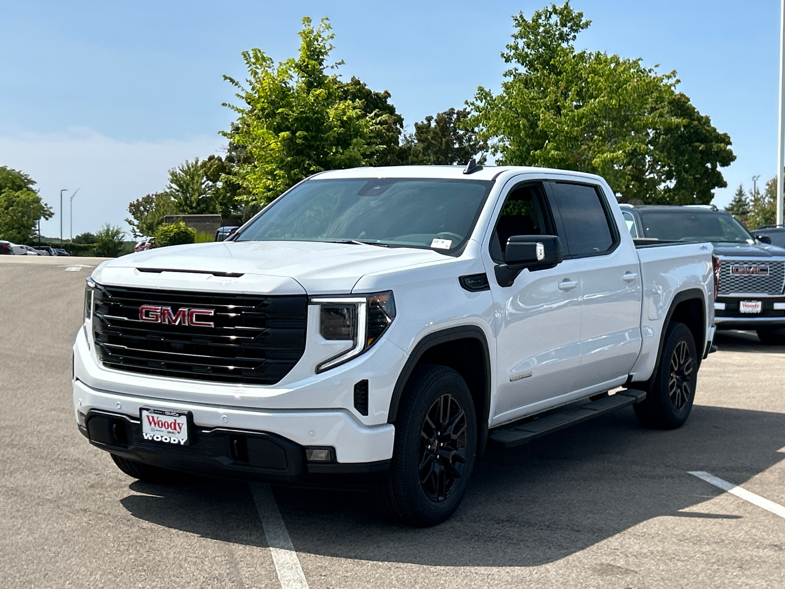 2024 GMC Sierra 1500 Elevation 4