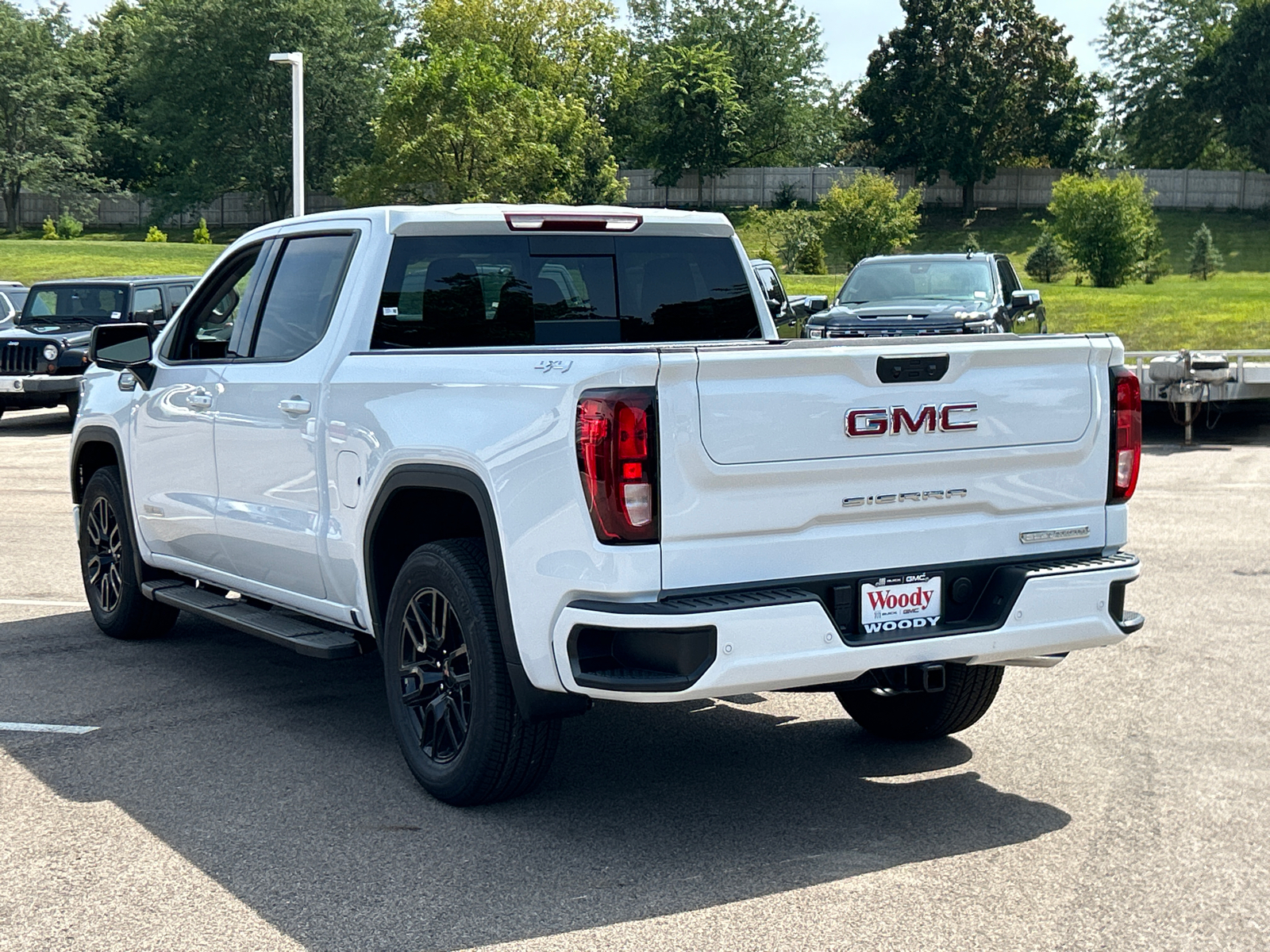 2024 GMC Sierra 1500 Elevation 6