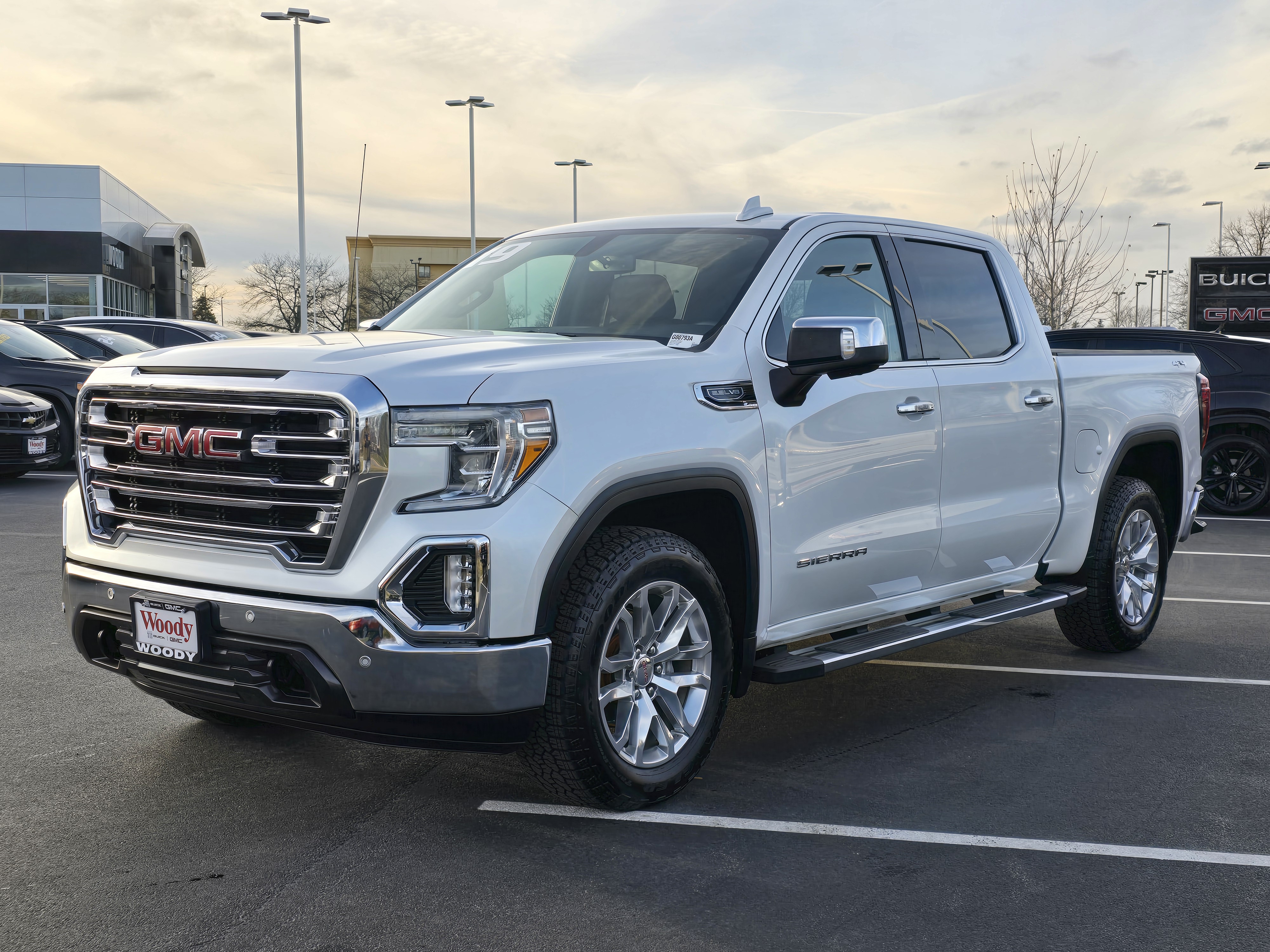 2019 GMC Sierra 1500 SLT 4