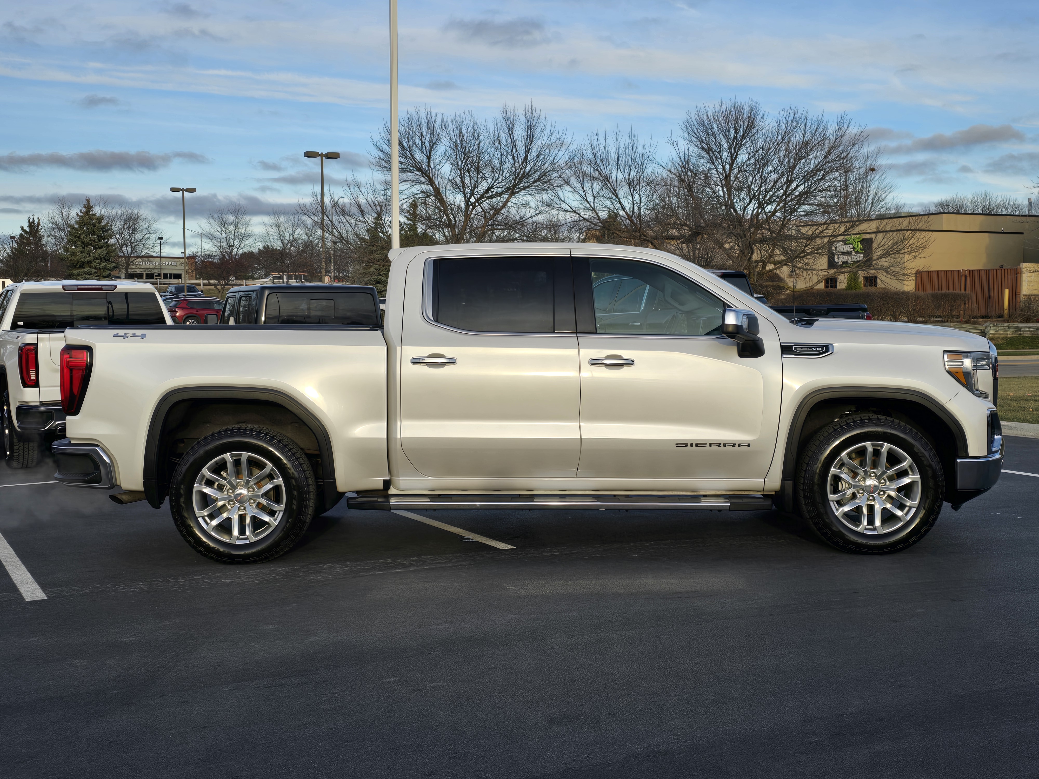 2019 GMC Sierra 1500 SLT 9