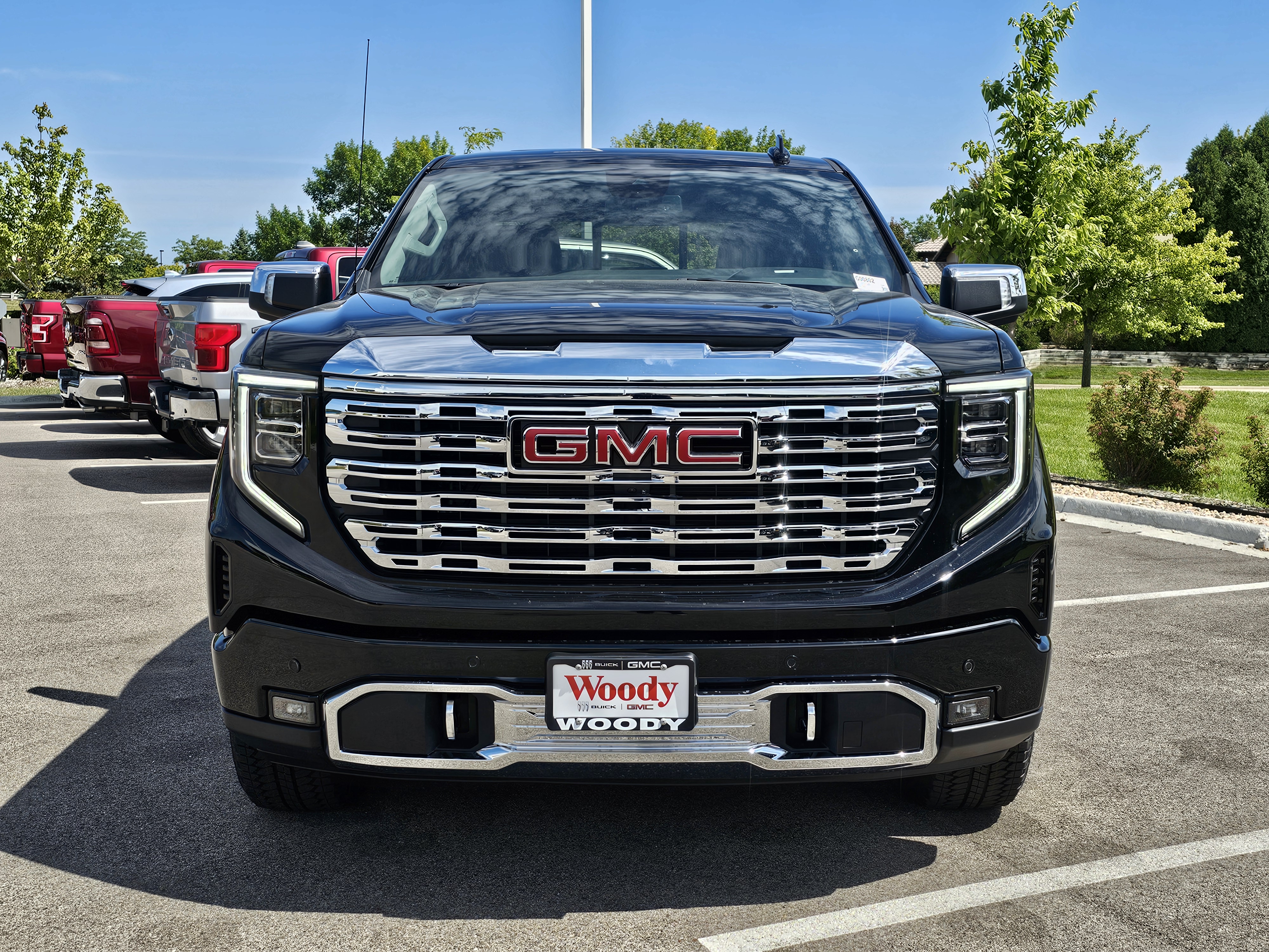 2024 GMC Sierra 1500 Denali 2