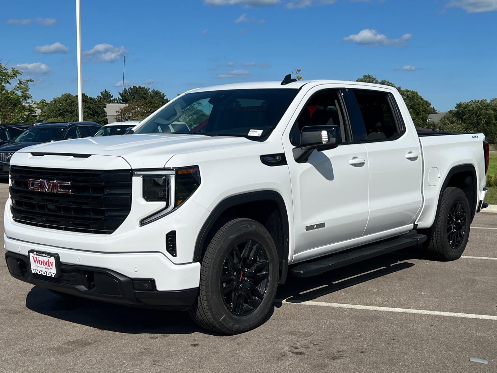 2024 GMC Sierra 1500 Elevation 3