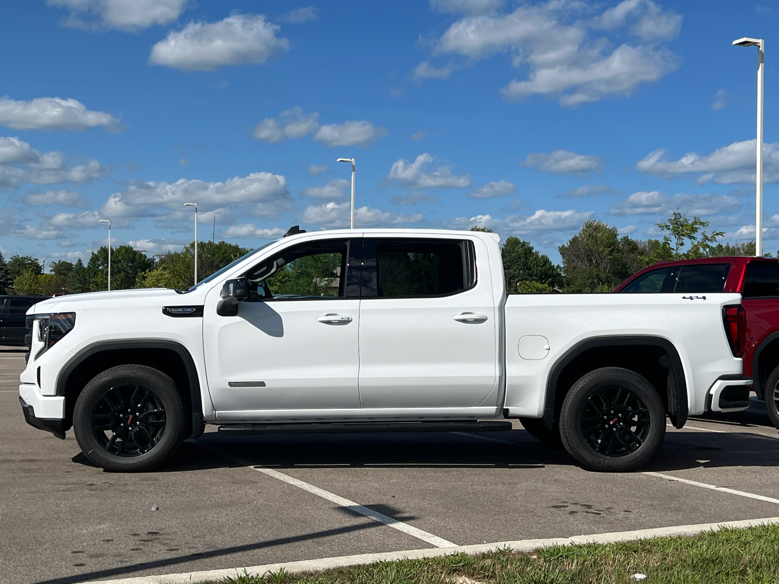 2024 GMC Sierra 1500 Elevation 4