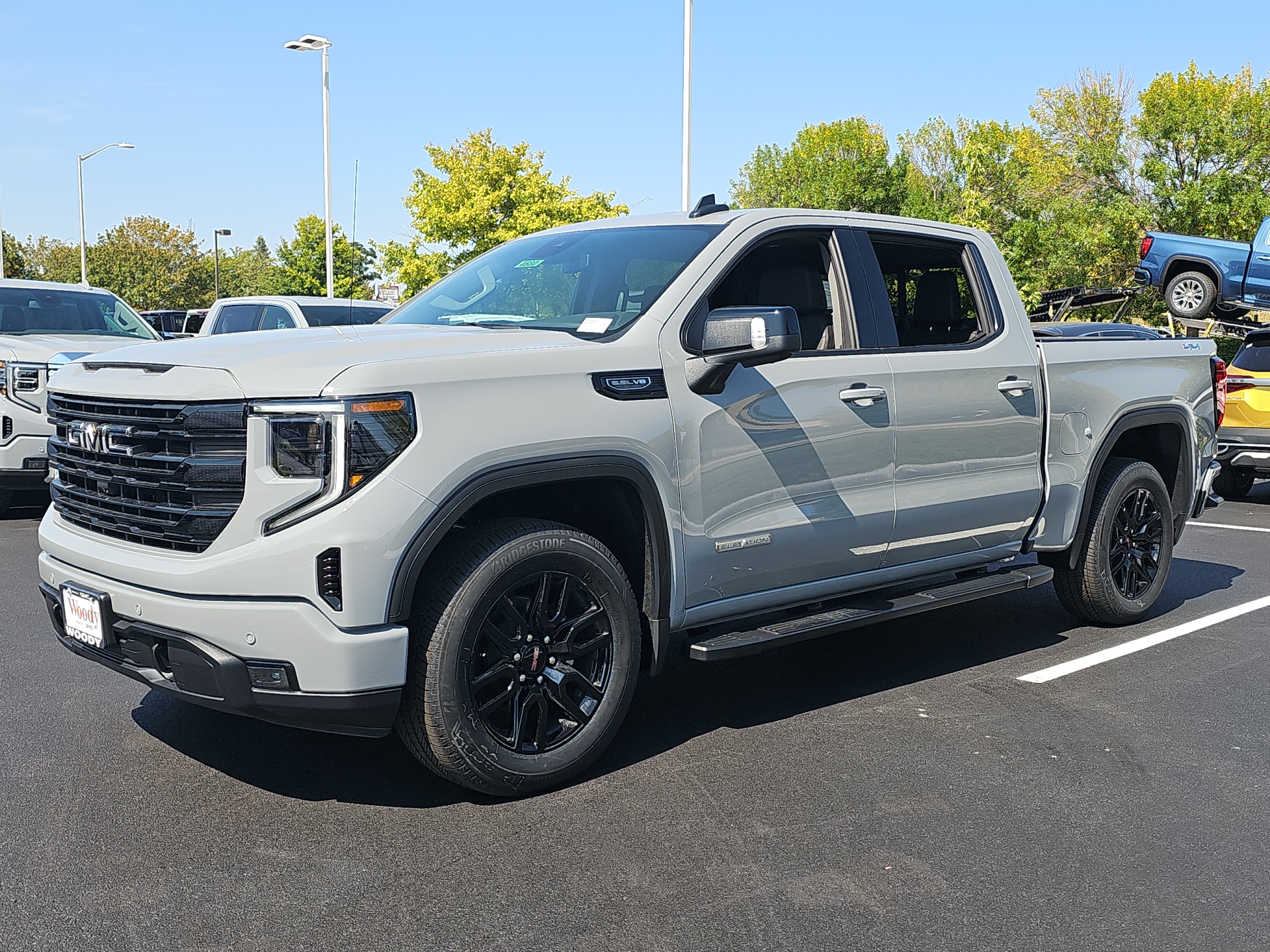 2024 GMC Sierra 1500 Elevation 4