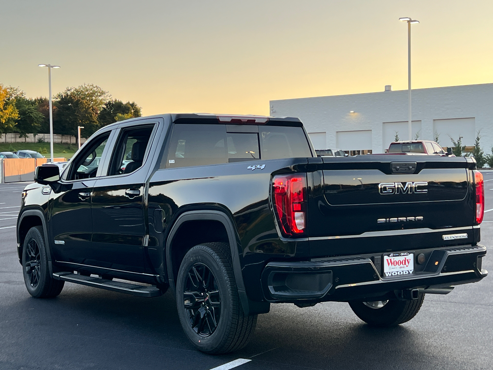 2024 GMC Sierra 1500 Elevation 6