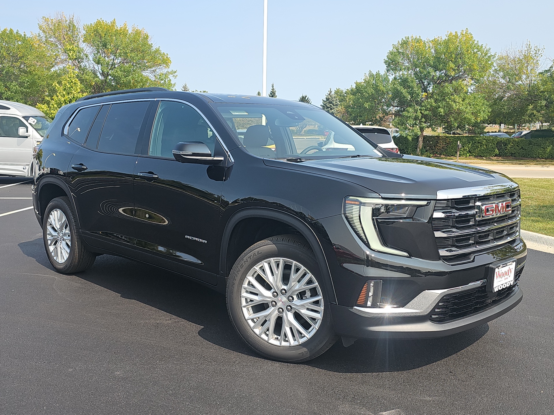 2024 GMC Acadia Elevation 2