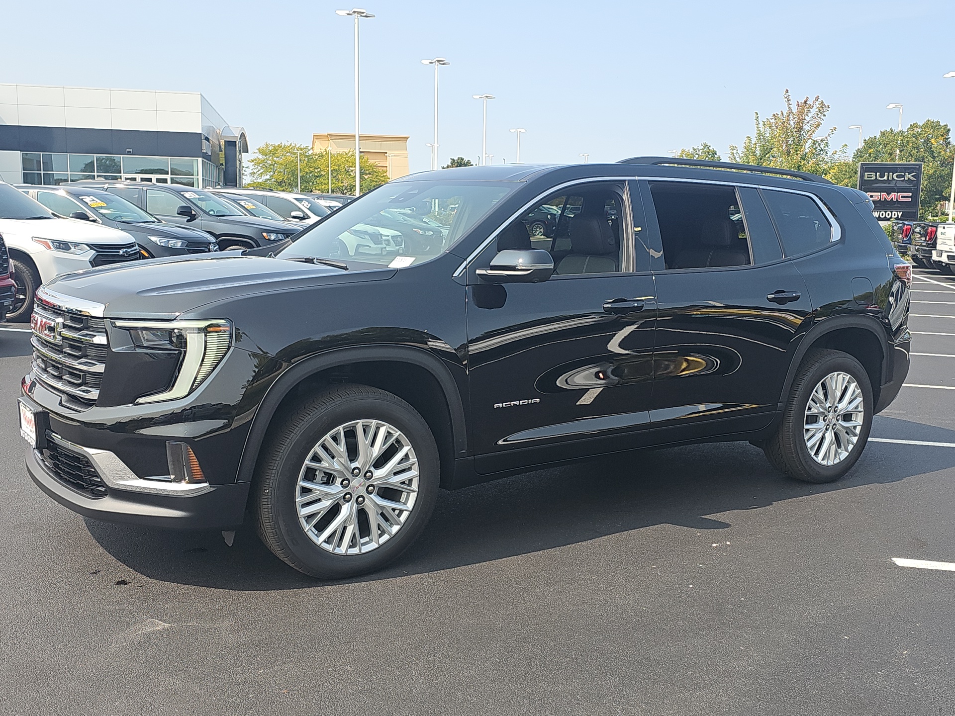 2024 GMC Acadia Elevation 4