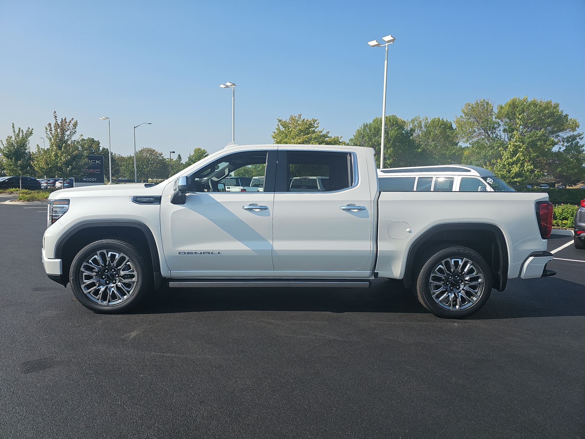 2024 GMC Sierra 1500 Denali Ultimate 4