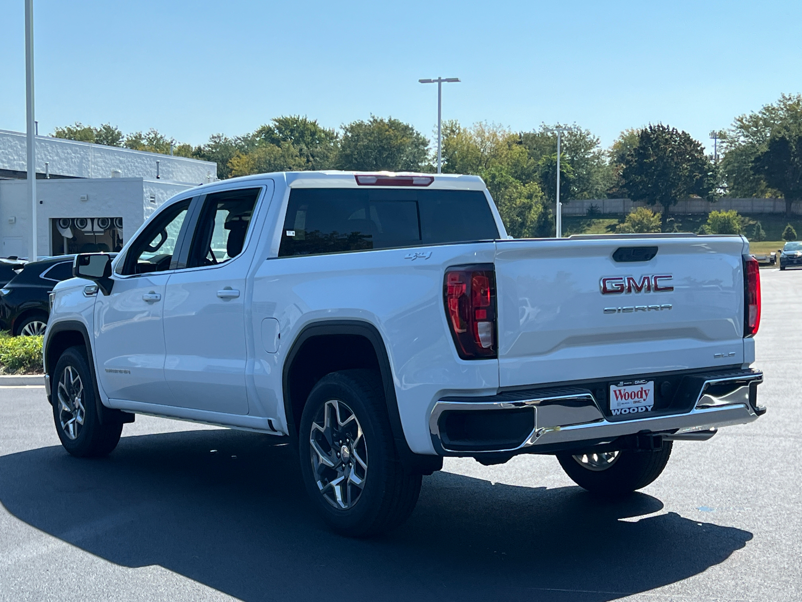 2024 GMC Sierra 1500 SLE 6