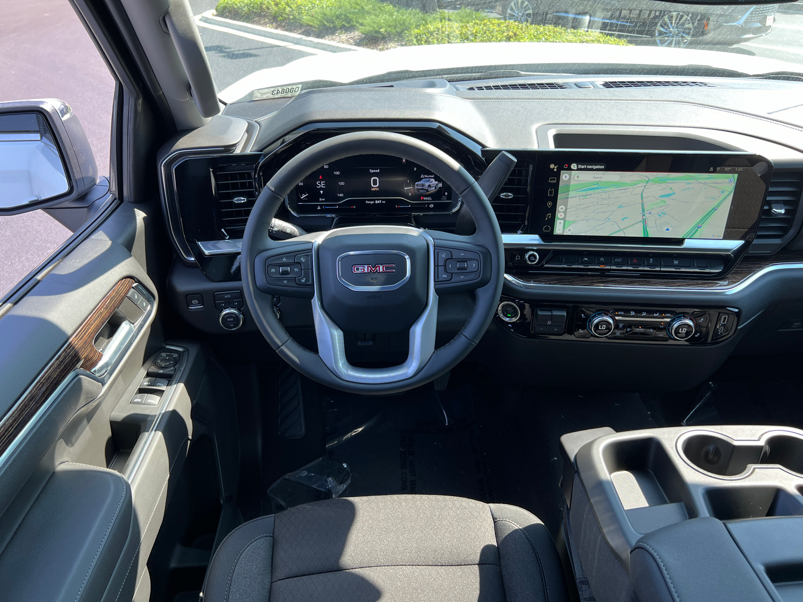 2024 GMC Sierra 1500 SLE 30