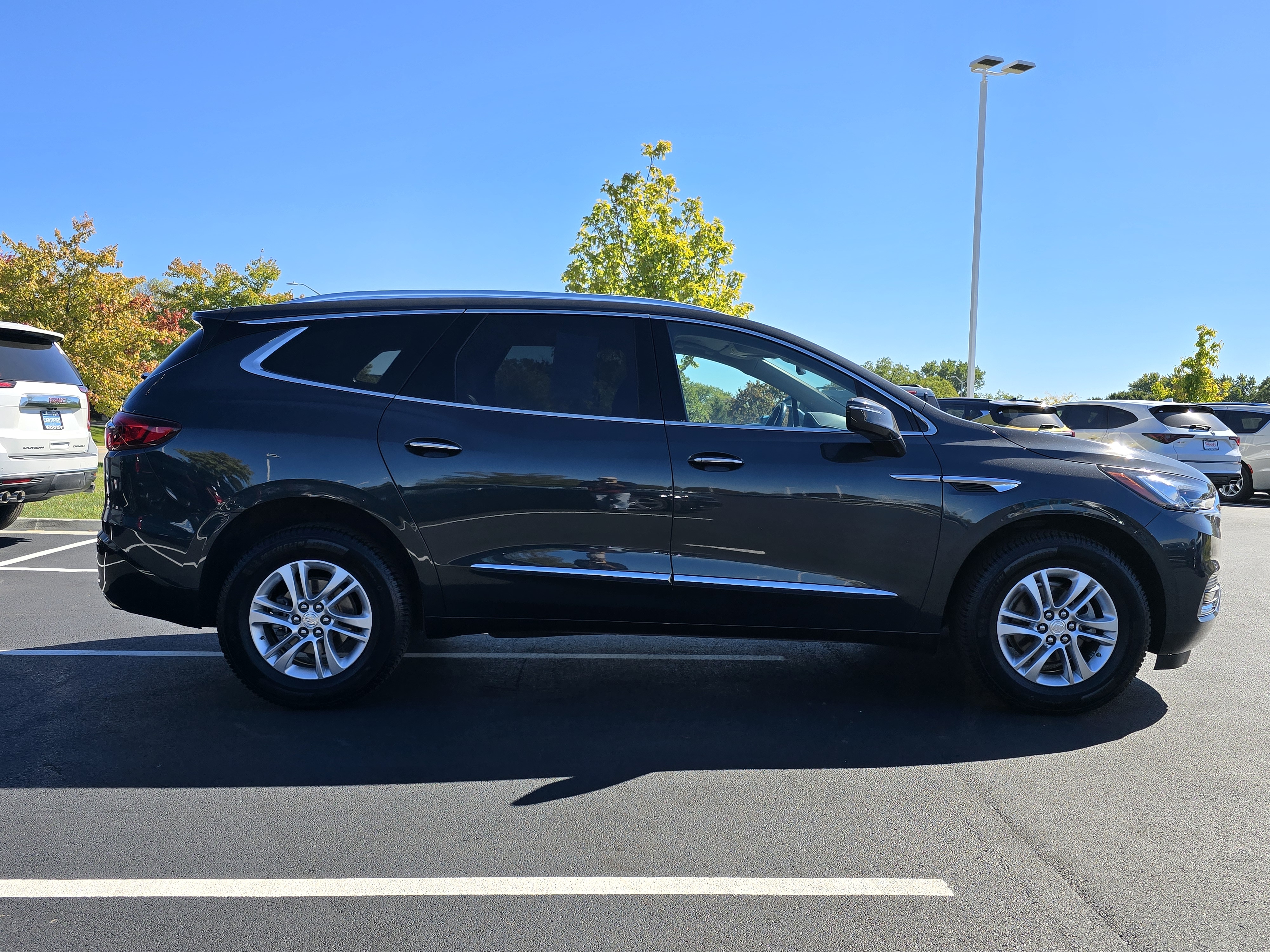 2020 Buick Enclave Essence 8