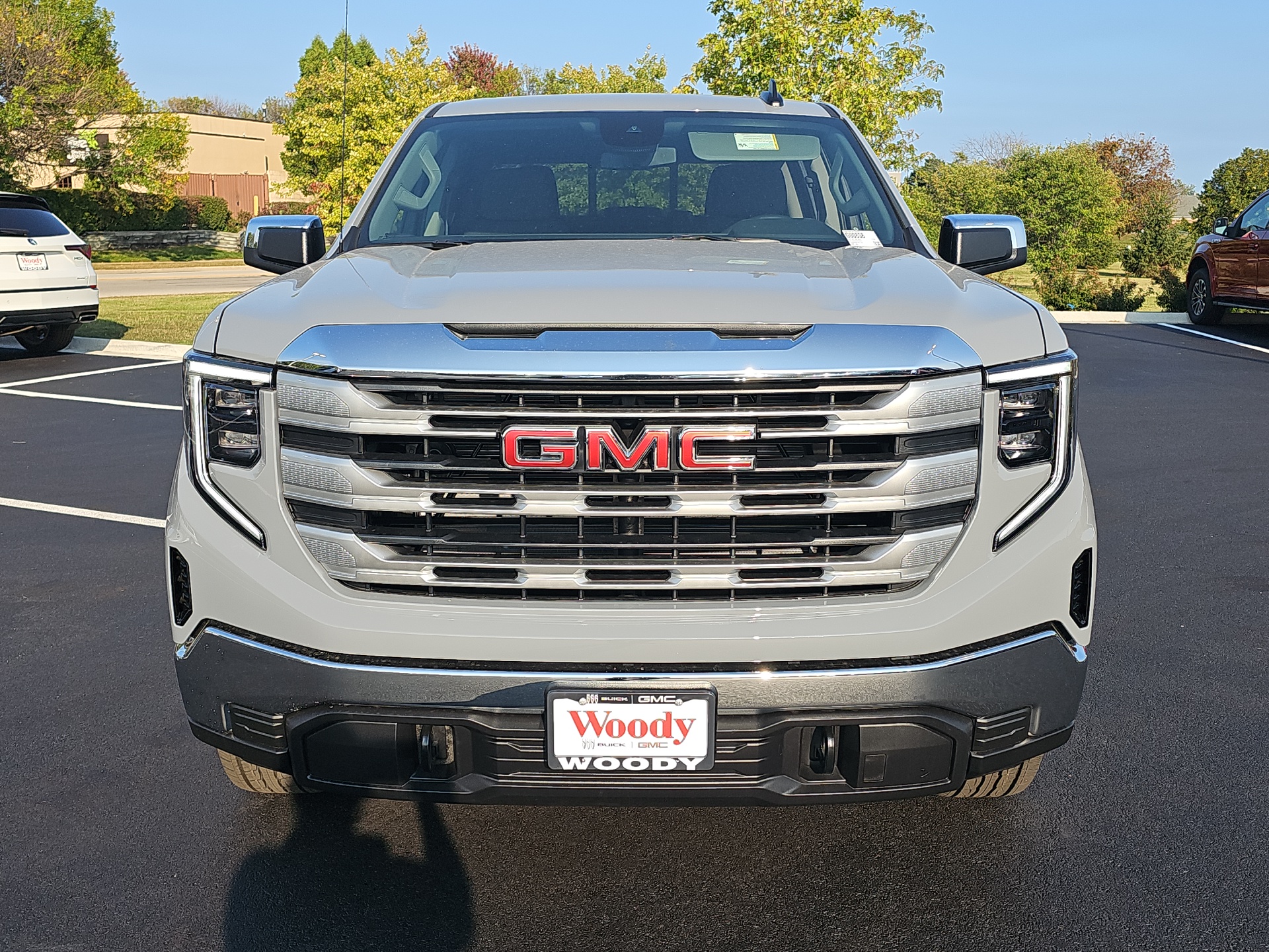 2024 GMC Sierra 1500 SLE 3