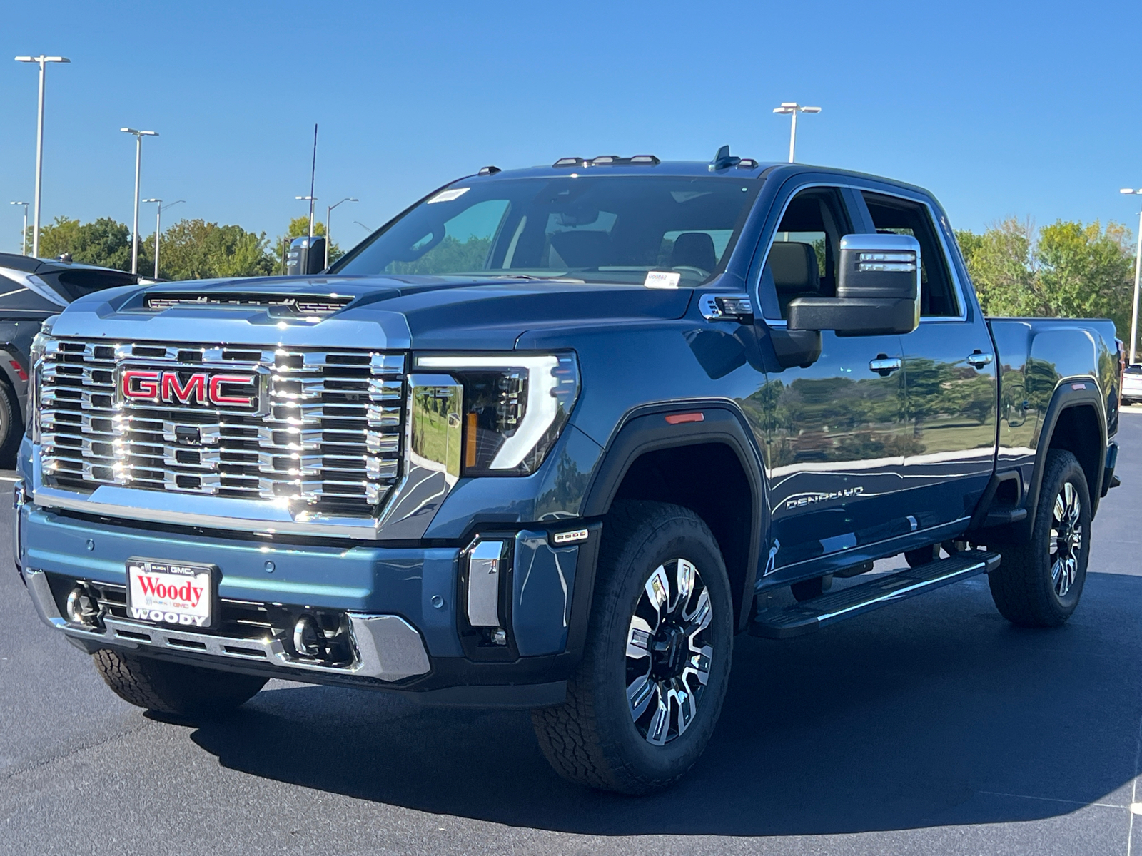 2025 GMC Sierra 2500HD Denali 4