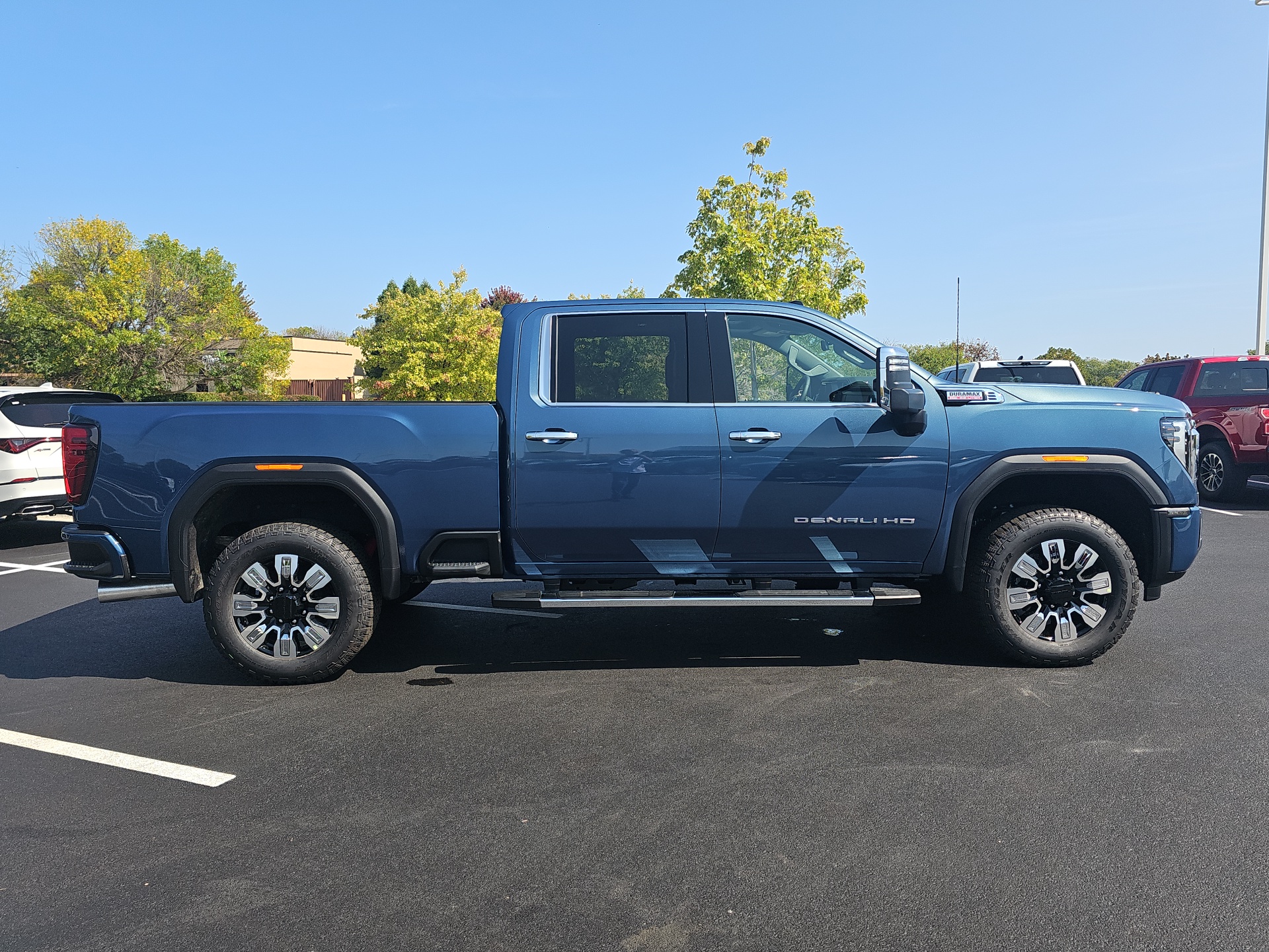 2025 GMC Sierra 2500HD Denali 9